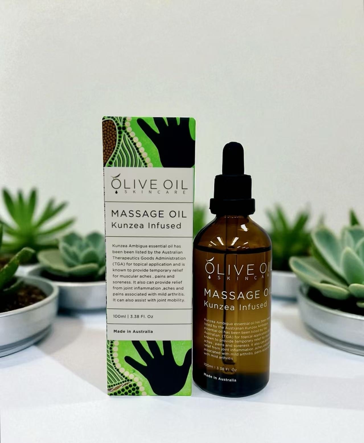 OOSCMO100-昆士亞按摩精油 100ml (D11)