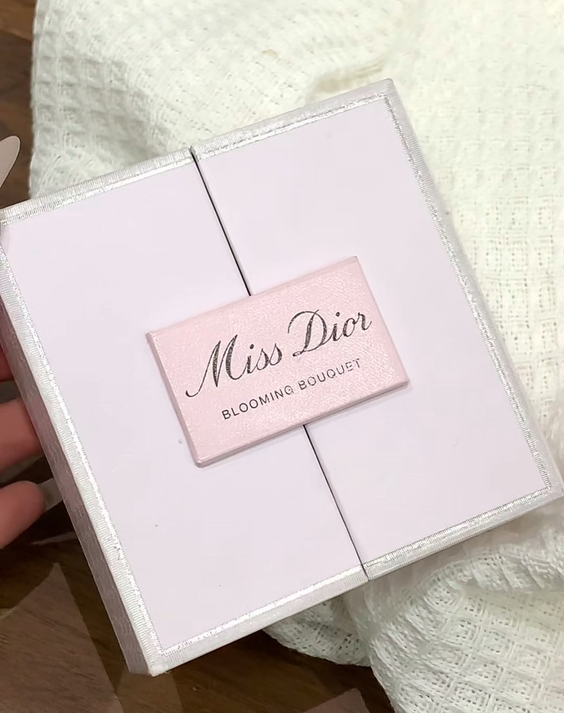 Miss Dior花漾甜心香水套盒