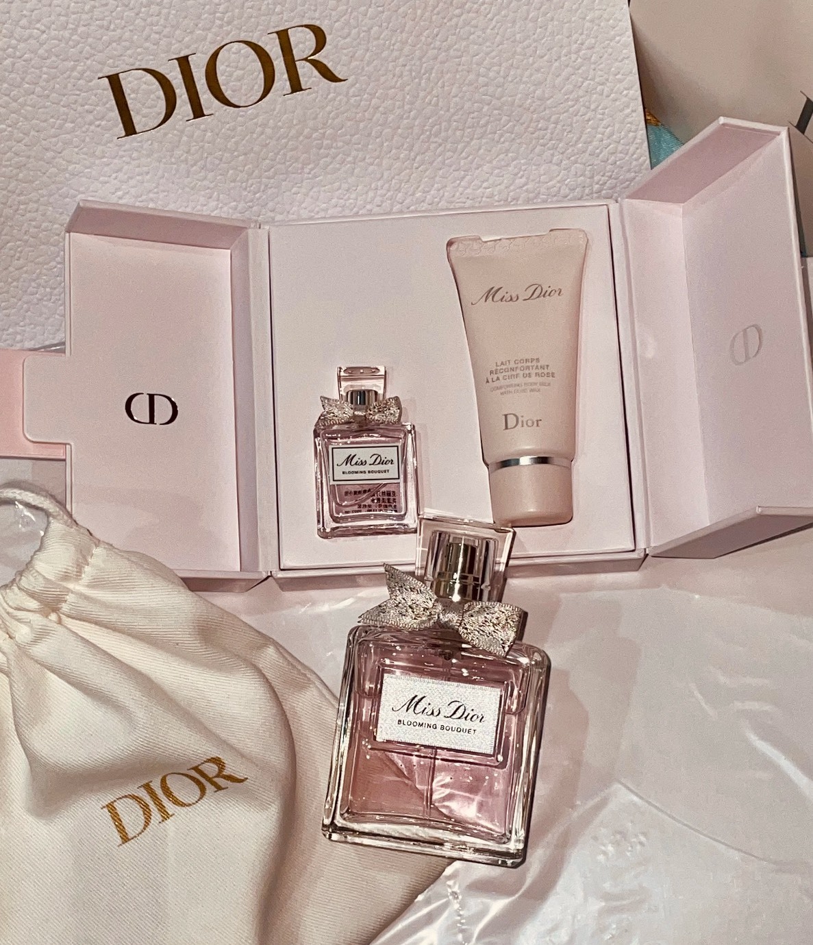 Miss Dior花漾甜心香水套盒