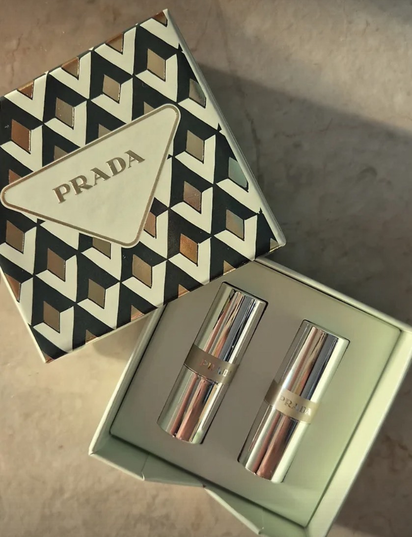 Prada限量迷你唇膏禮盒