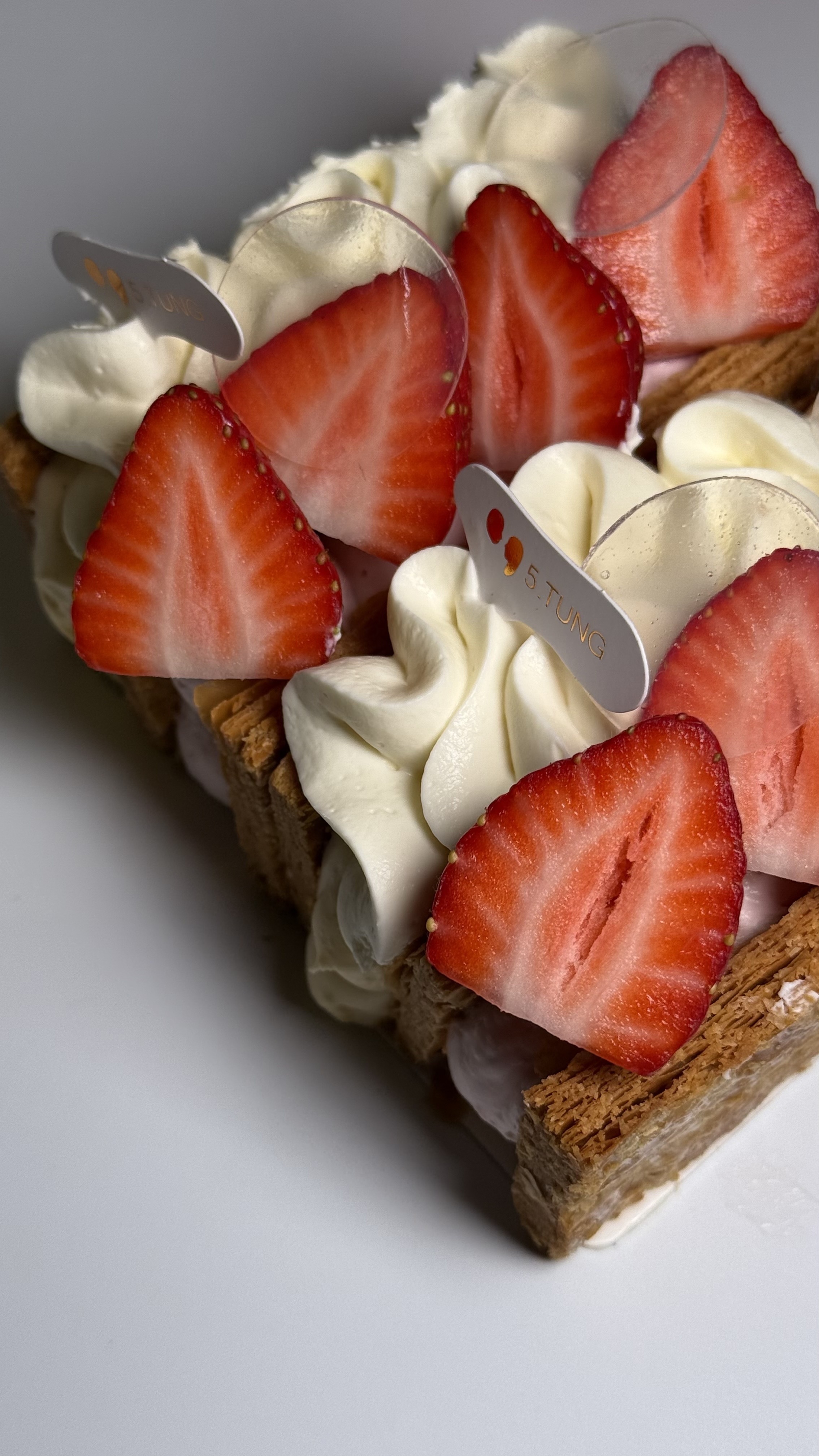 草莓生乳酪千層酥