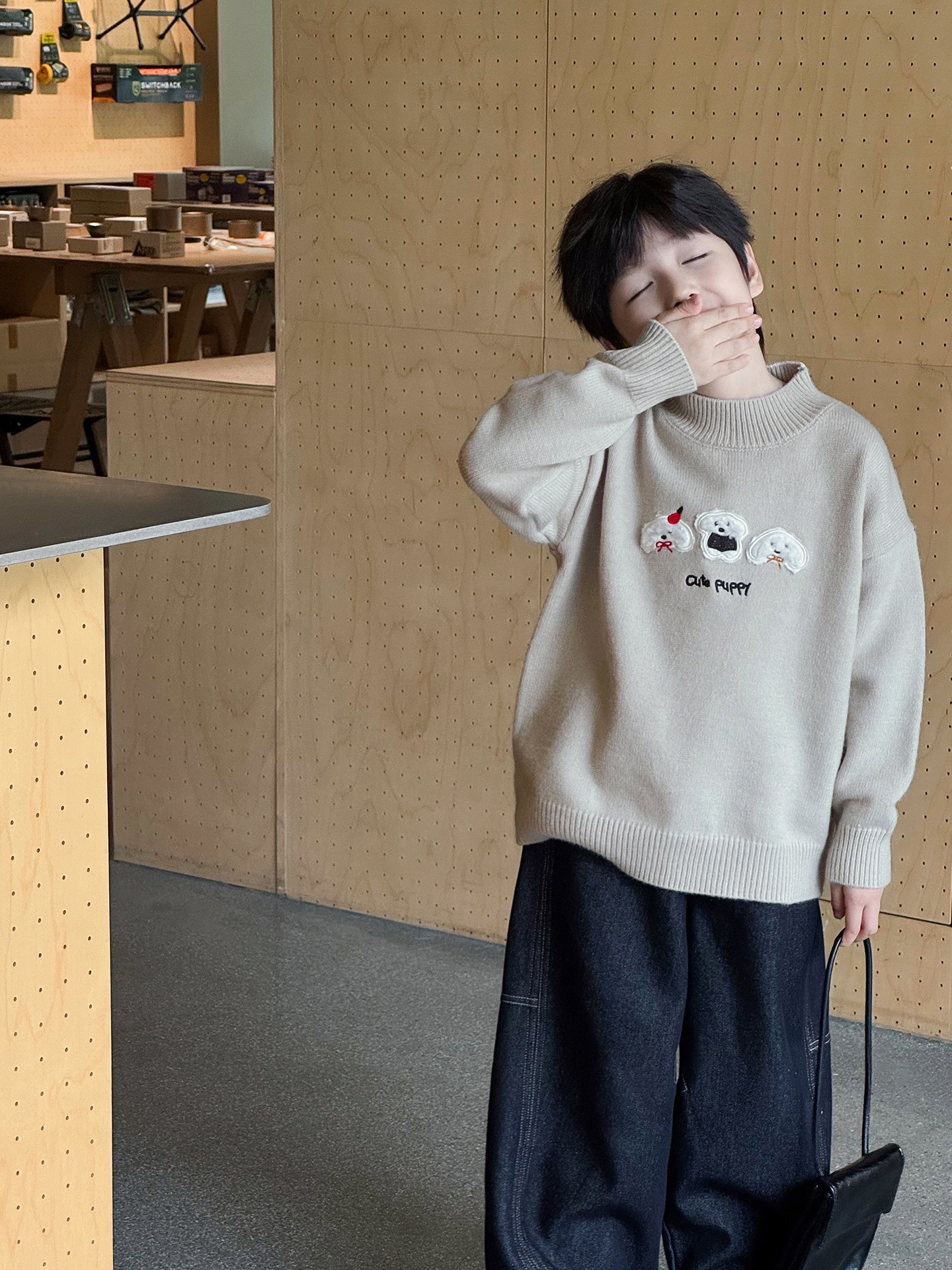 可愛刺繡夠夠加厚上衣