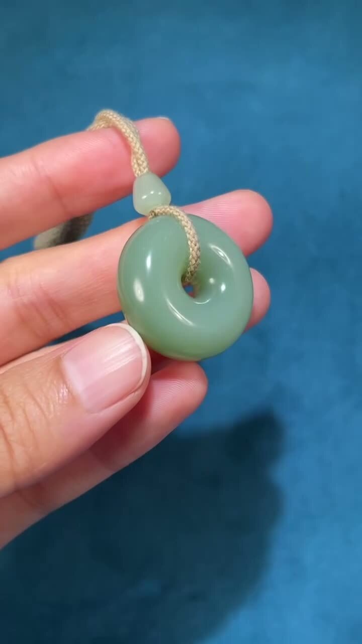 和田玉粉青平安扣 (27mm直徑),天然和田玉軟玉