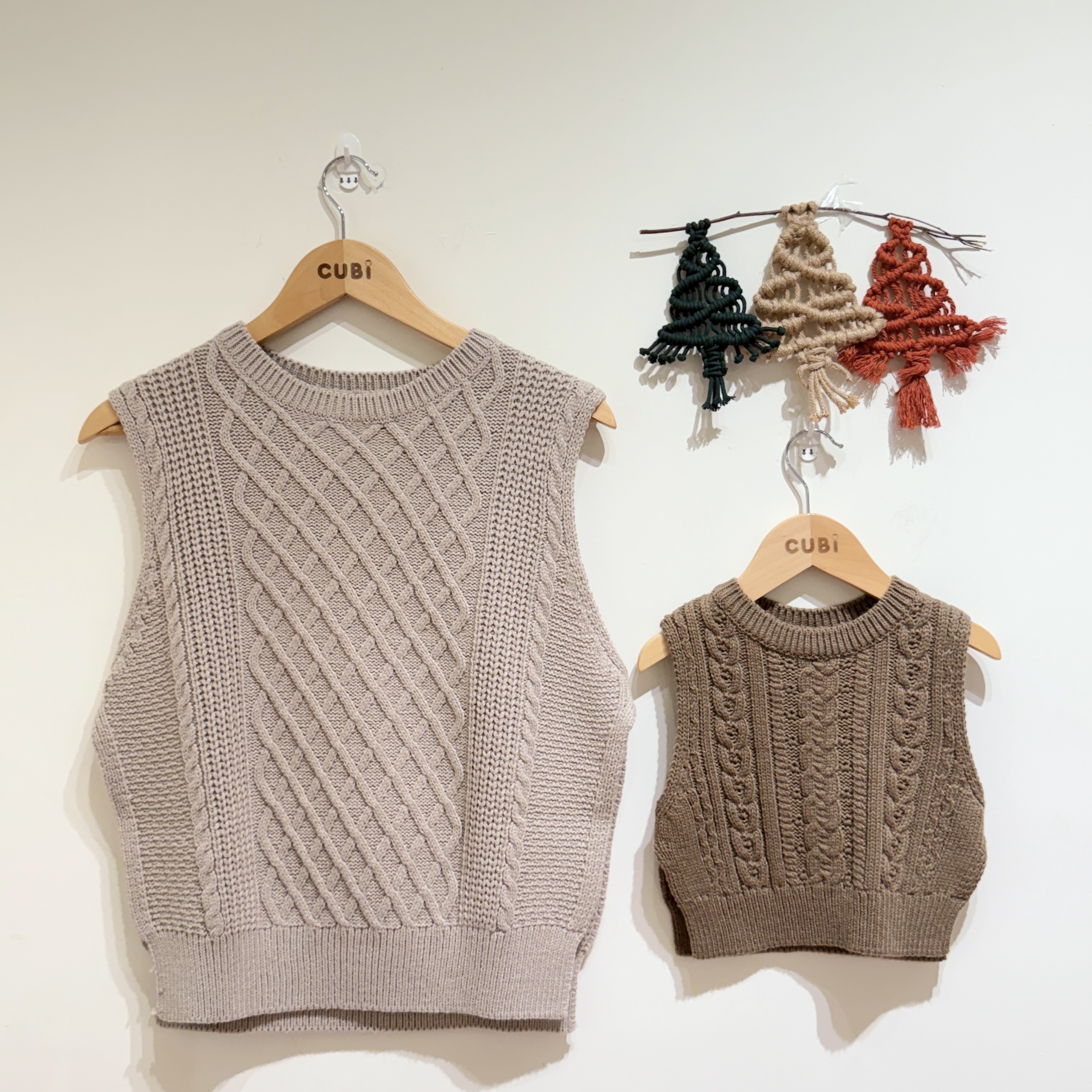 韓國 Aosta - 25冬 經典針織背心（兩色）