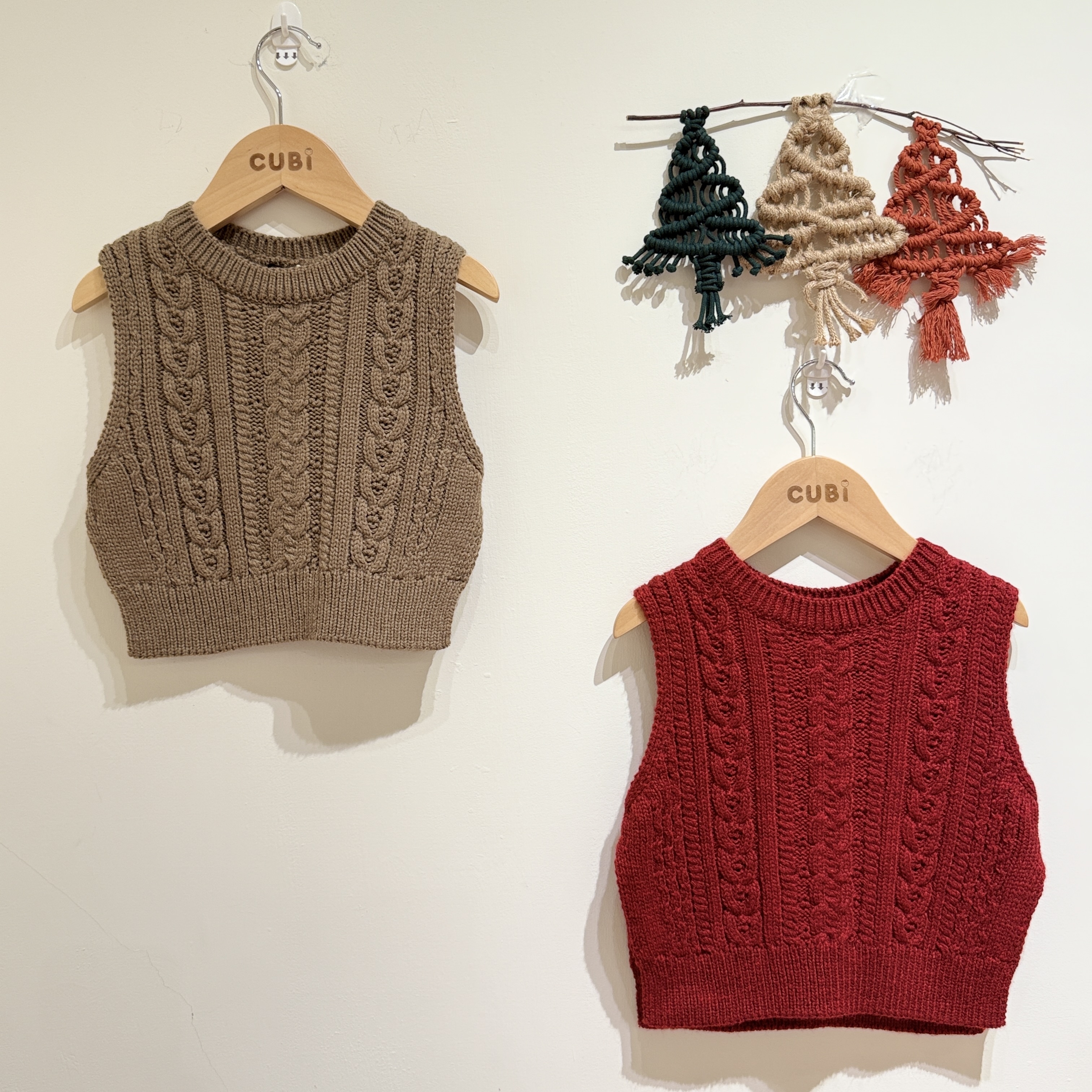 韓國 Aosta - 25冬 經典針織背心（兩色）