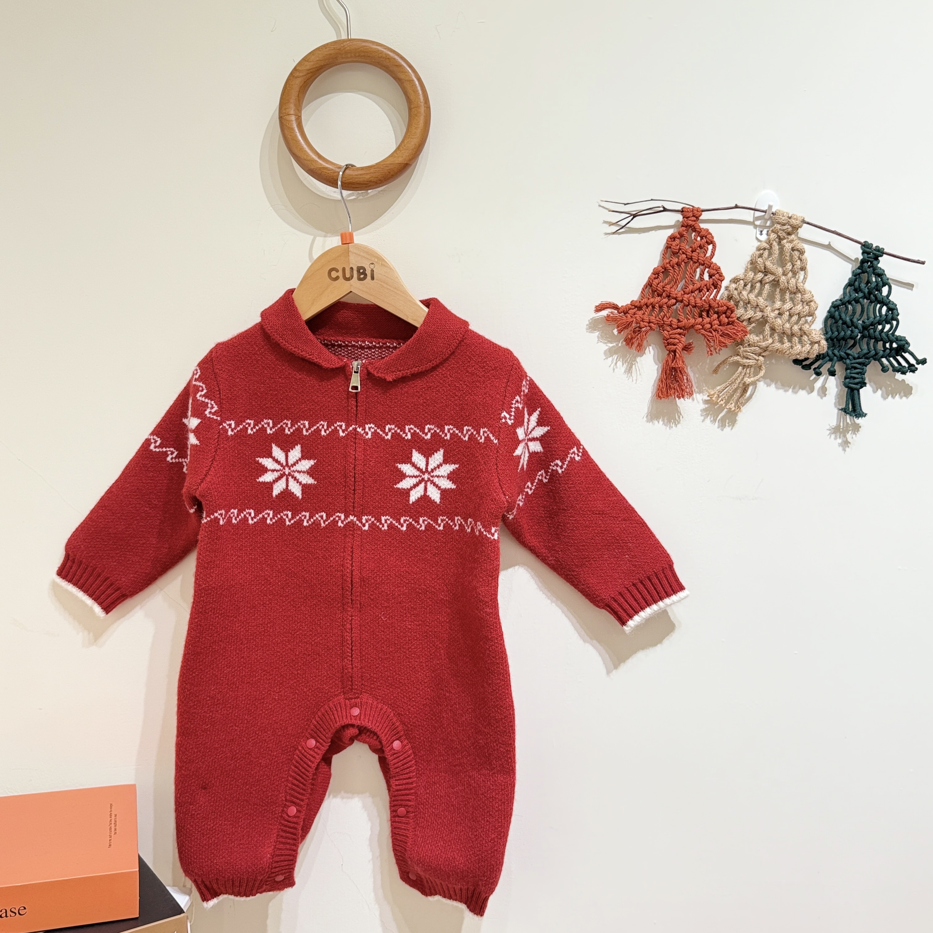 25冬 紅色雪花包屁衣