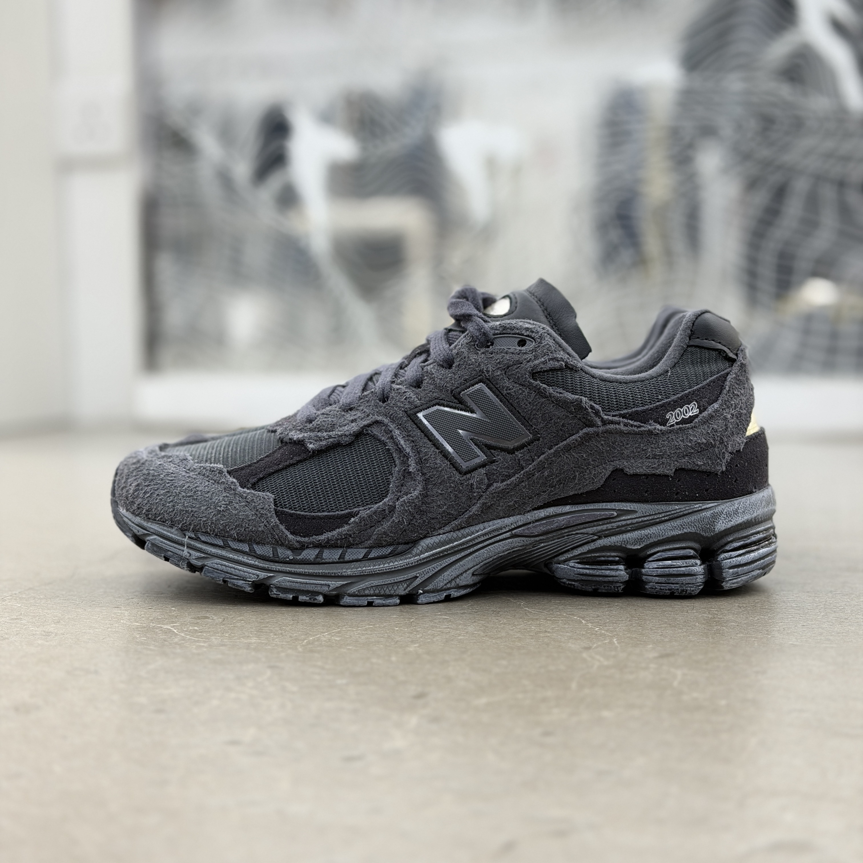 New Balance M2002RDB