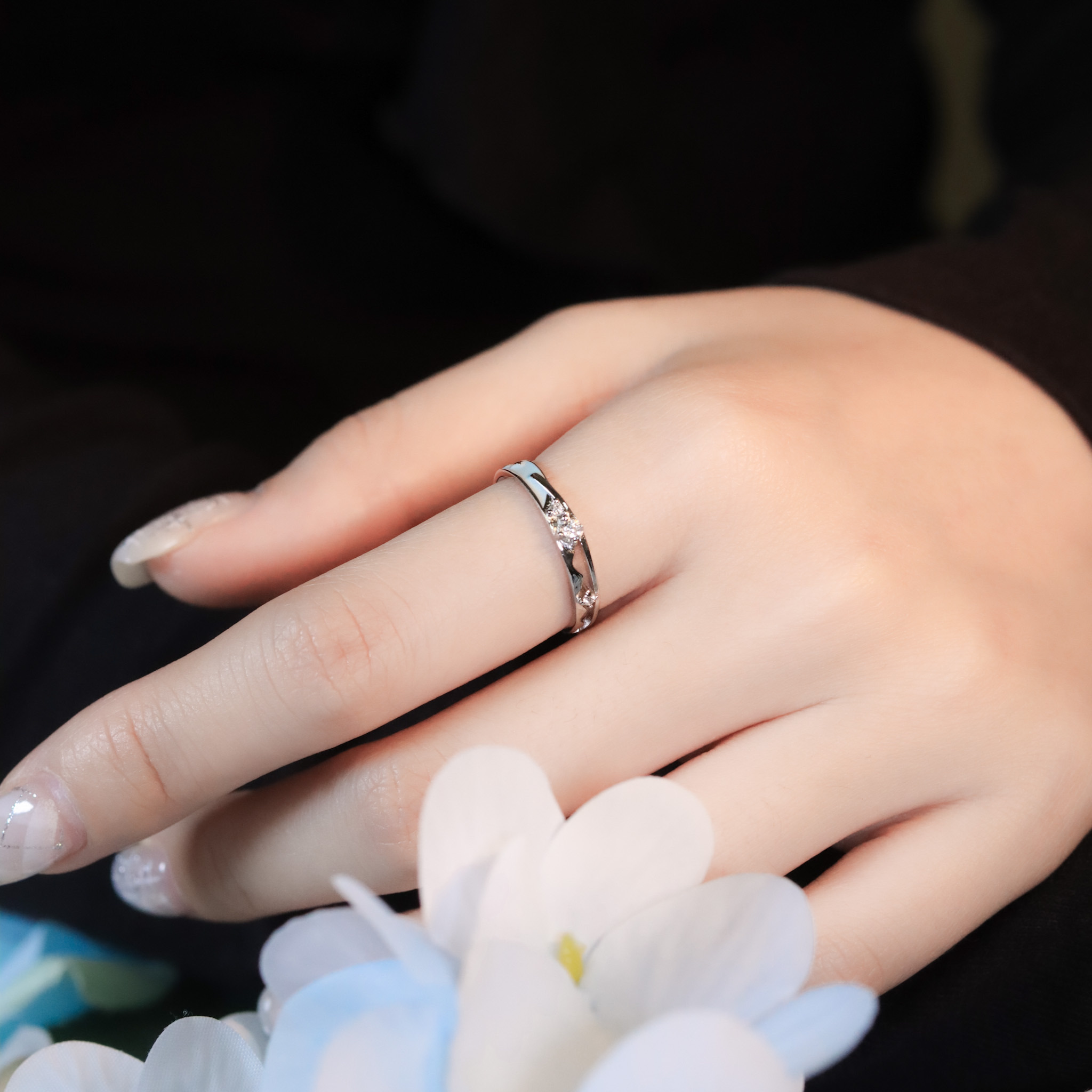 | 999足銀・白金 | 漫藍銀河奏戒指 | RI0990 |