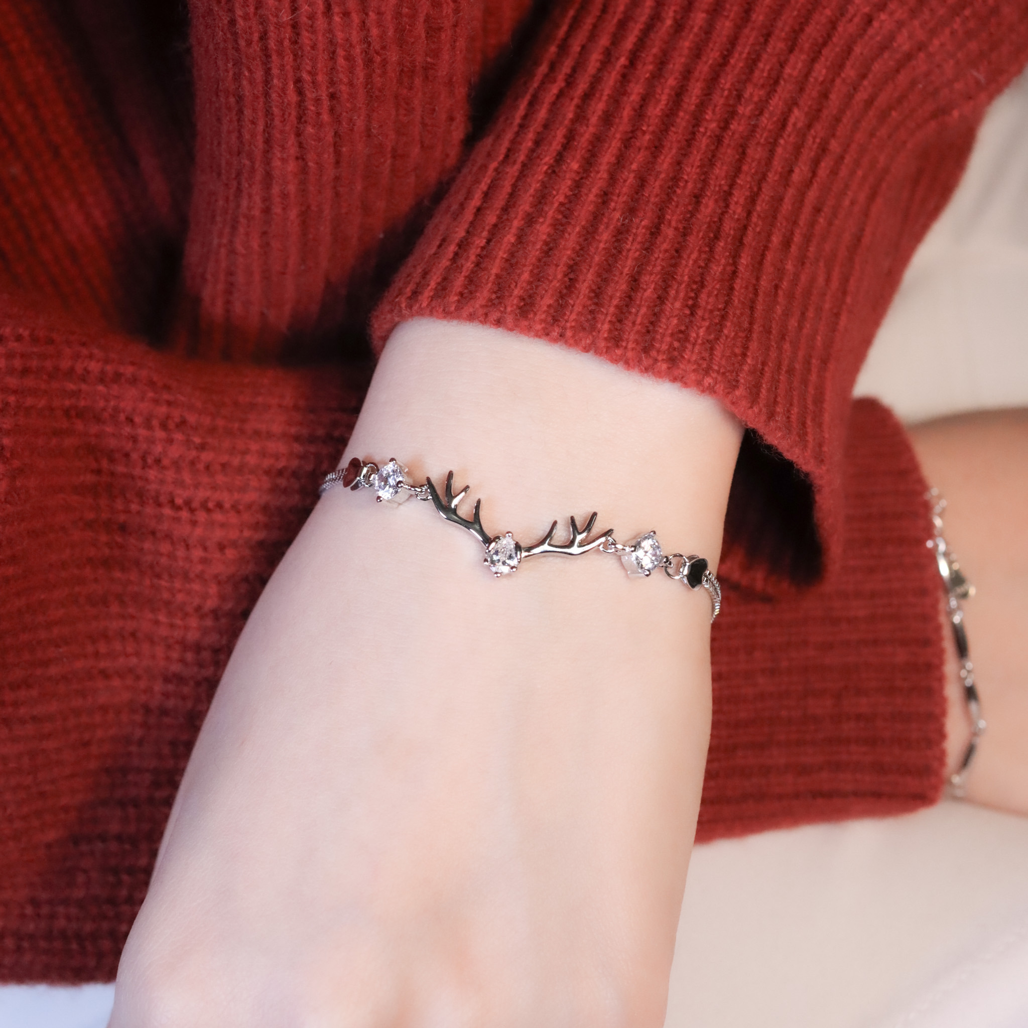 | 925純銀・厚鍍白金 | 小鹿愛意說手鏈 | BR1457 |