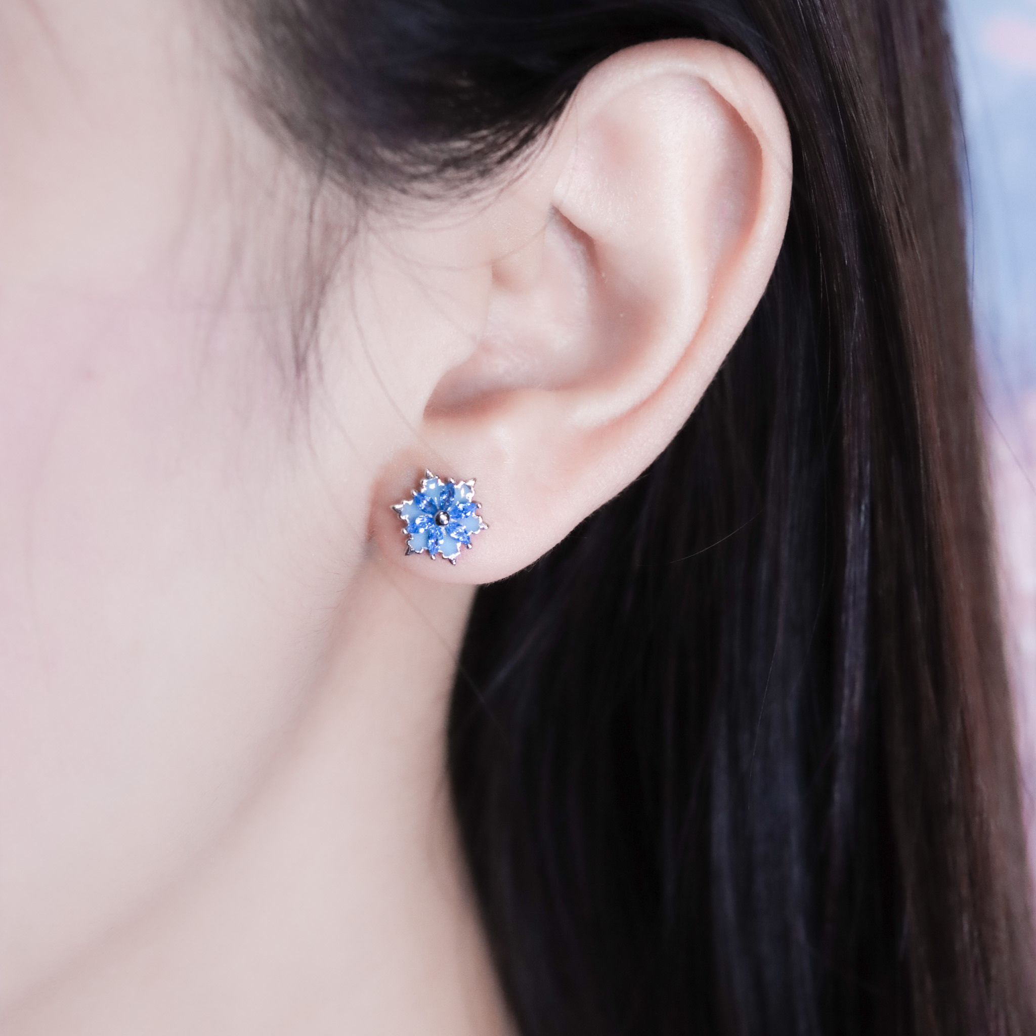 | 925純銀・白金 | 漫藍雪花之境耳環 | EA1084 |