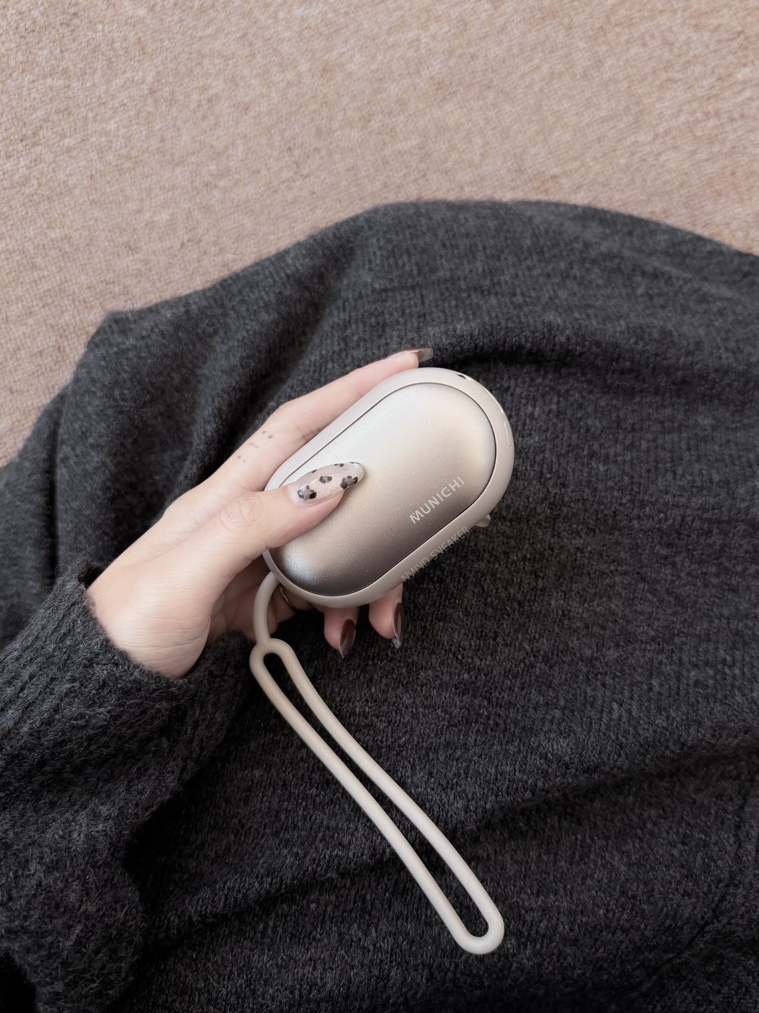 <冬天小暖伴🧤> MUNICHI 磁吸式USB加熱暖手寶