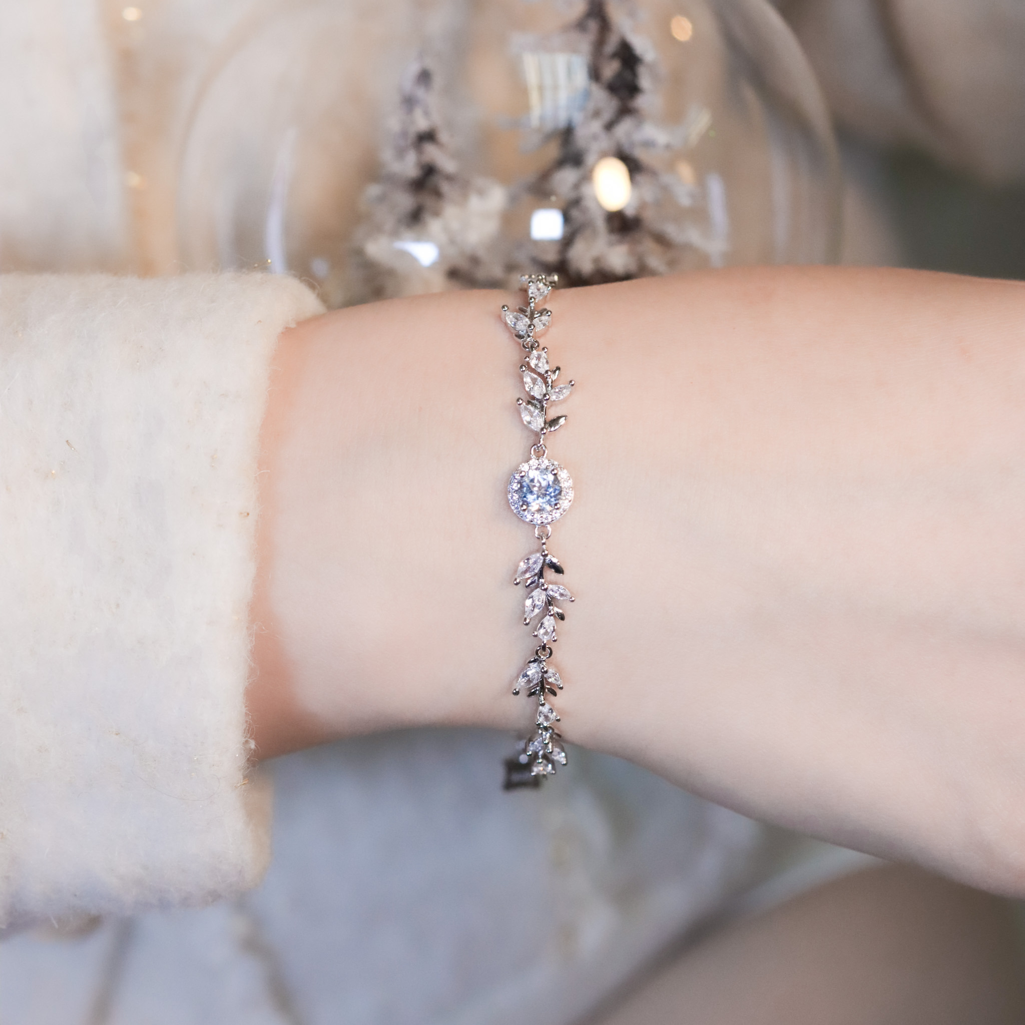 | 925純銀・托帕石・ 橄欖石 | 花漾仙蹤軟手鐲 (藍色 / 綠色) | BR1438 |