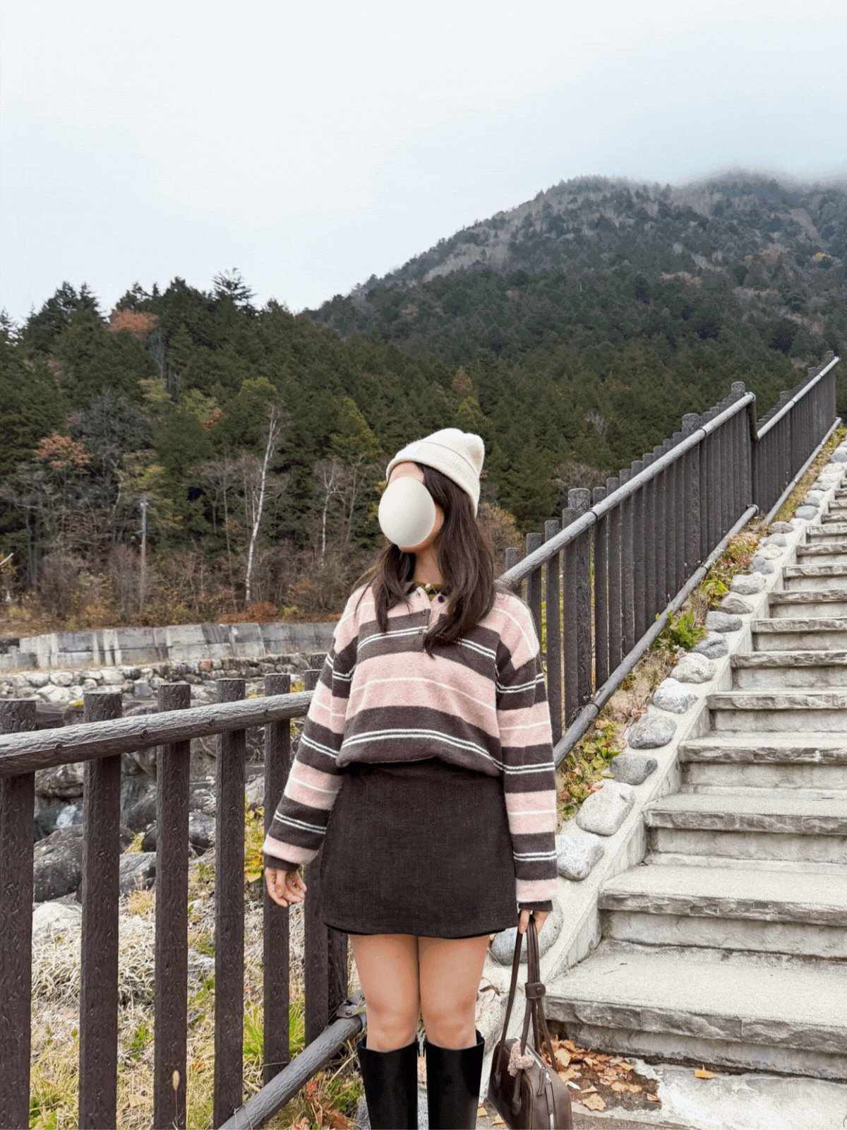 《KR》Oversize 反領鈕扣間條毛衣