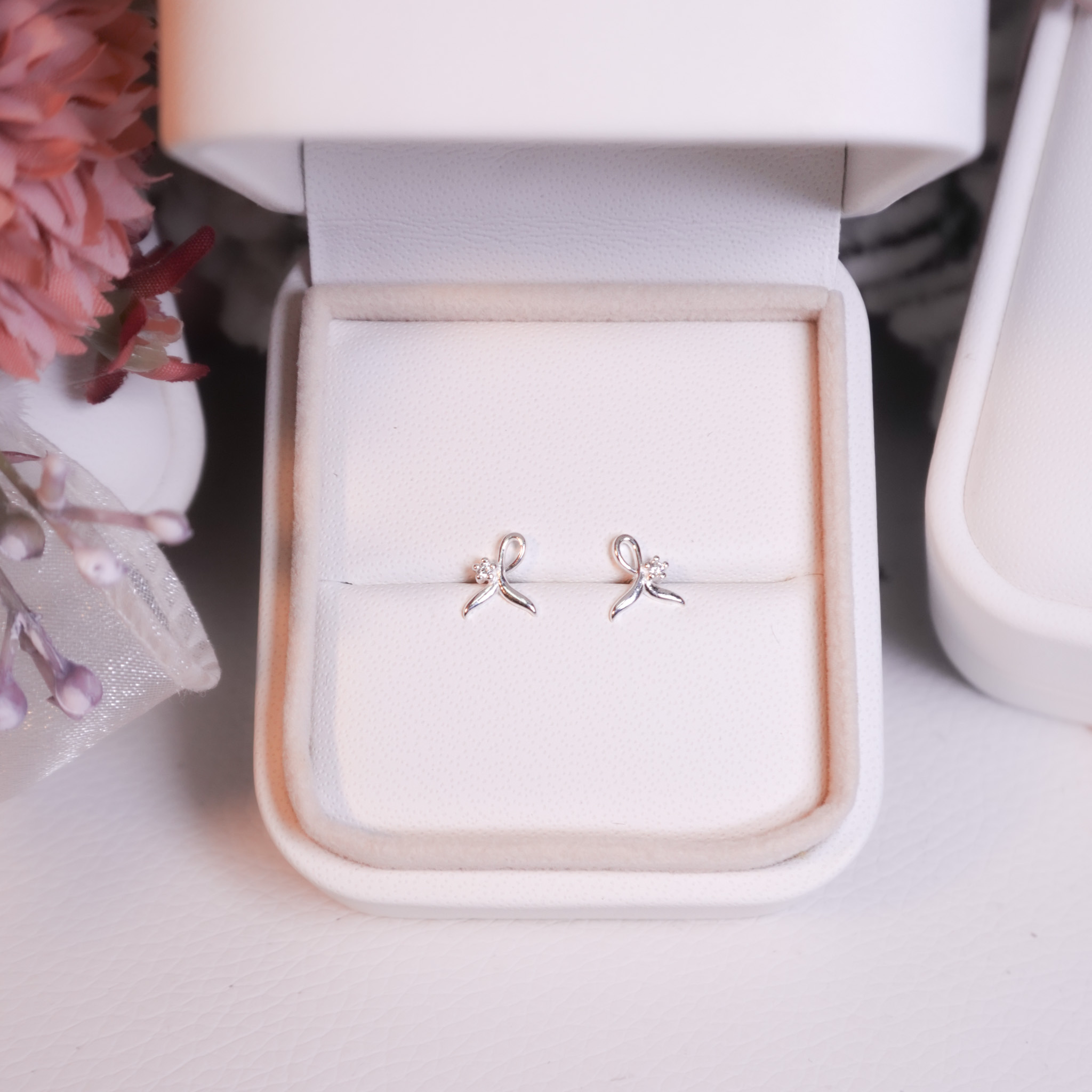 | 999足銀 | 小勇氣耳環 | EA1095 |