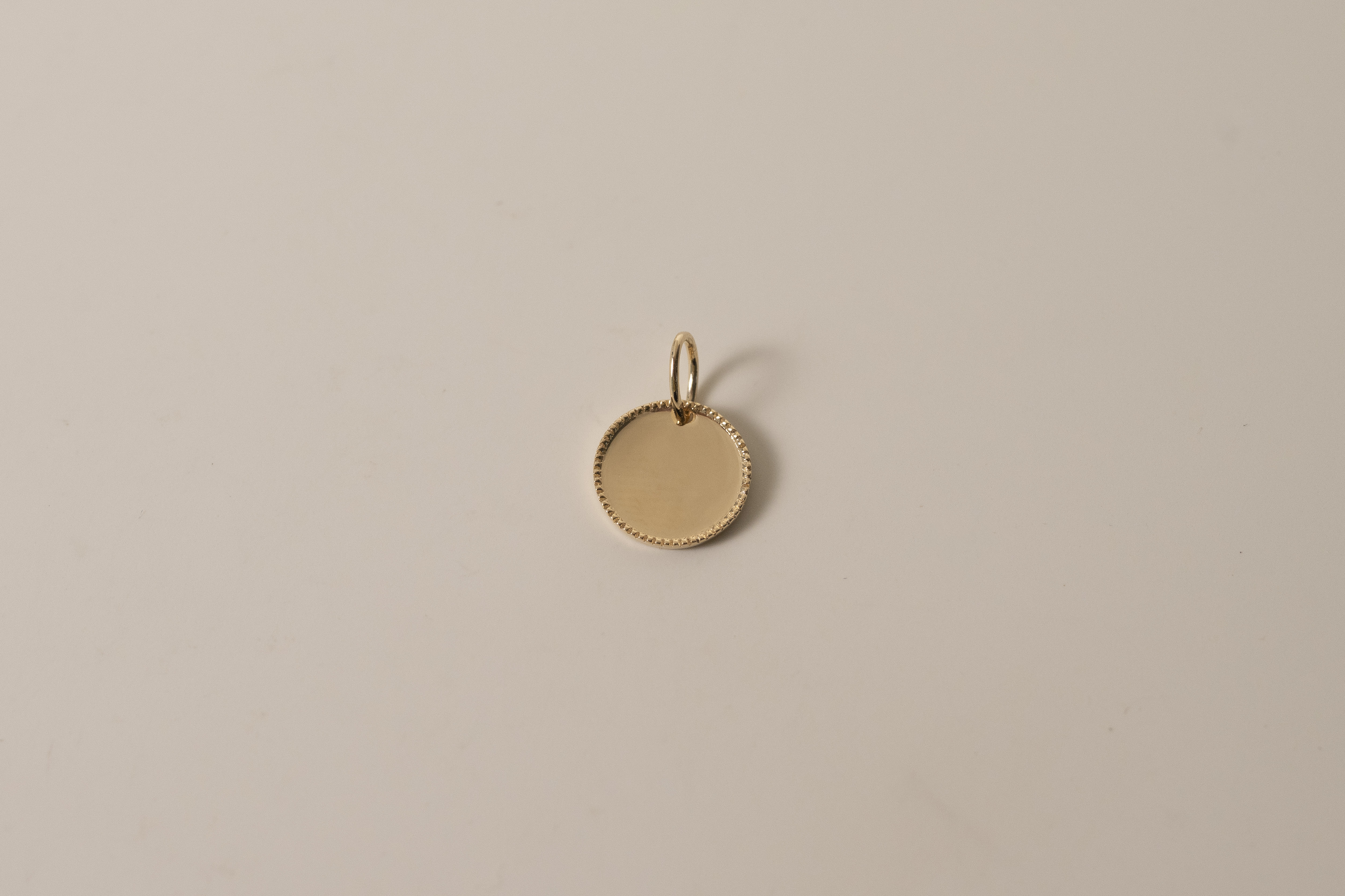 18K Engravable Round Tag Pendant (Large Size)