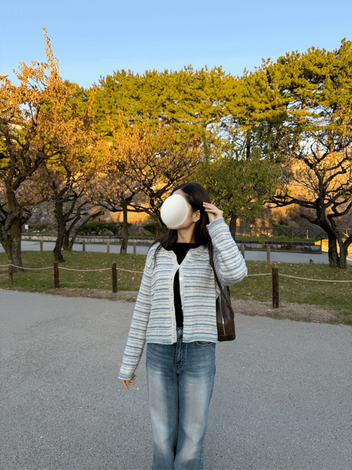 《KR》卷卷邊灰藍間條薄毛衣