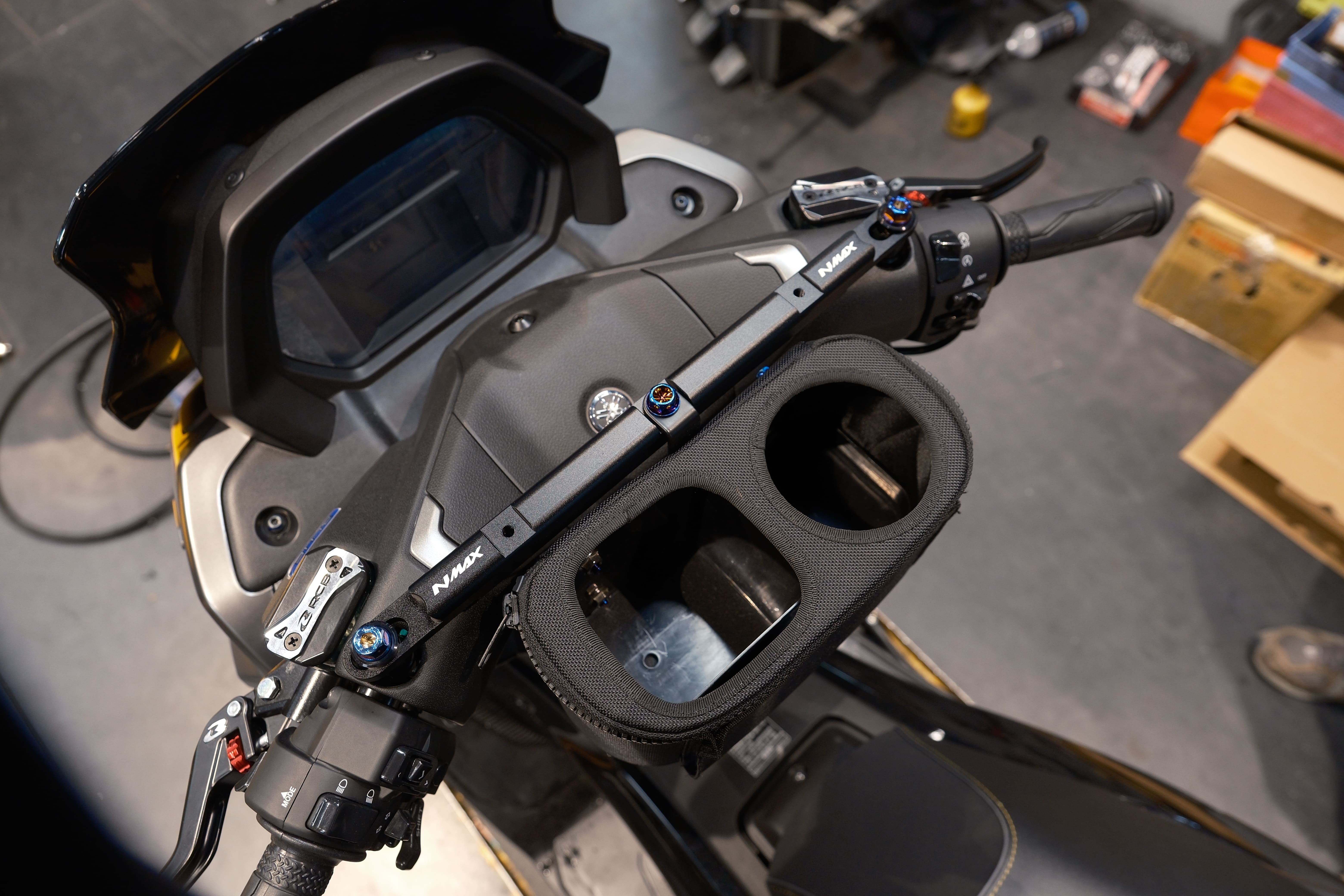 NMAX 改裝橫桿+置物包