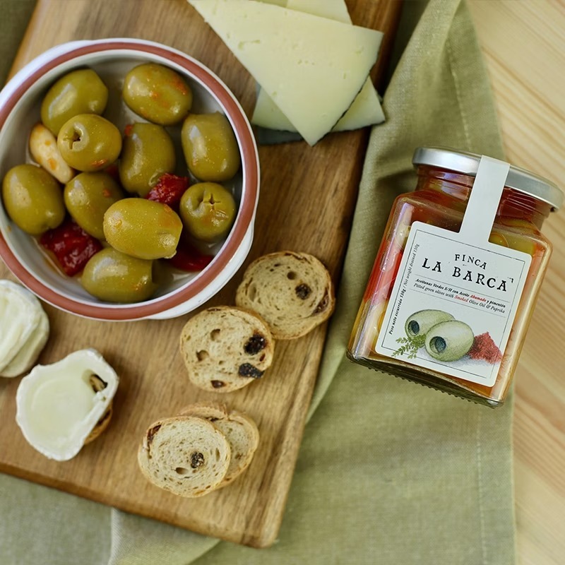 FINCA LA BARCA 燻製醃漬無核橄欖_紅椒蒜味（植物五辛素/300g）