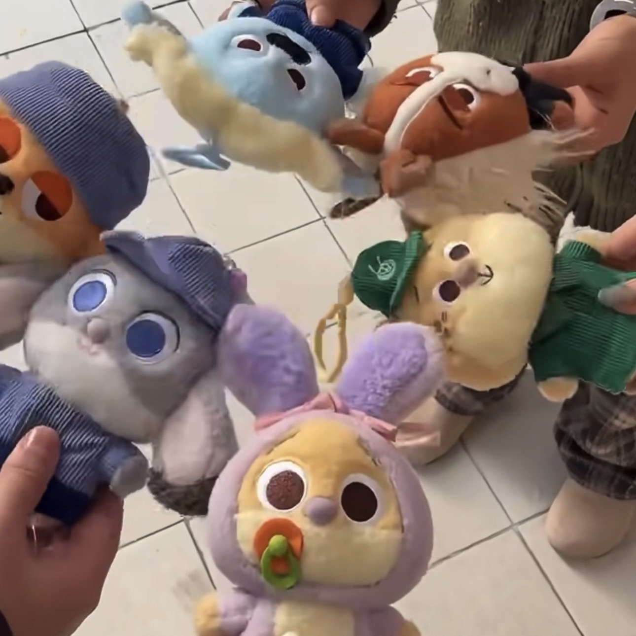 DISNEY 迪士尼 動物方城市2 Q版吊飾 絨毛玩具 周邊 尼克 茱蒂