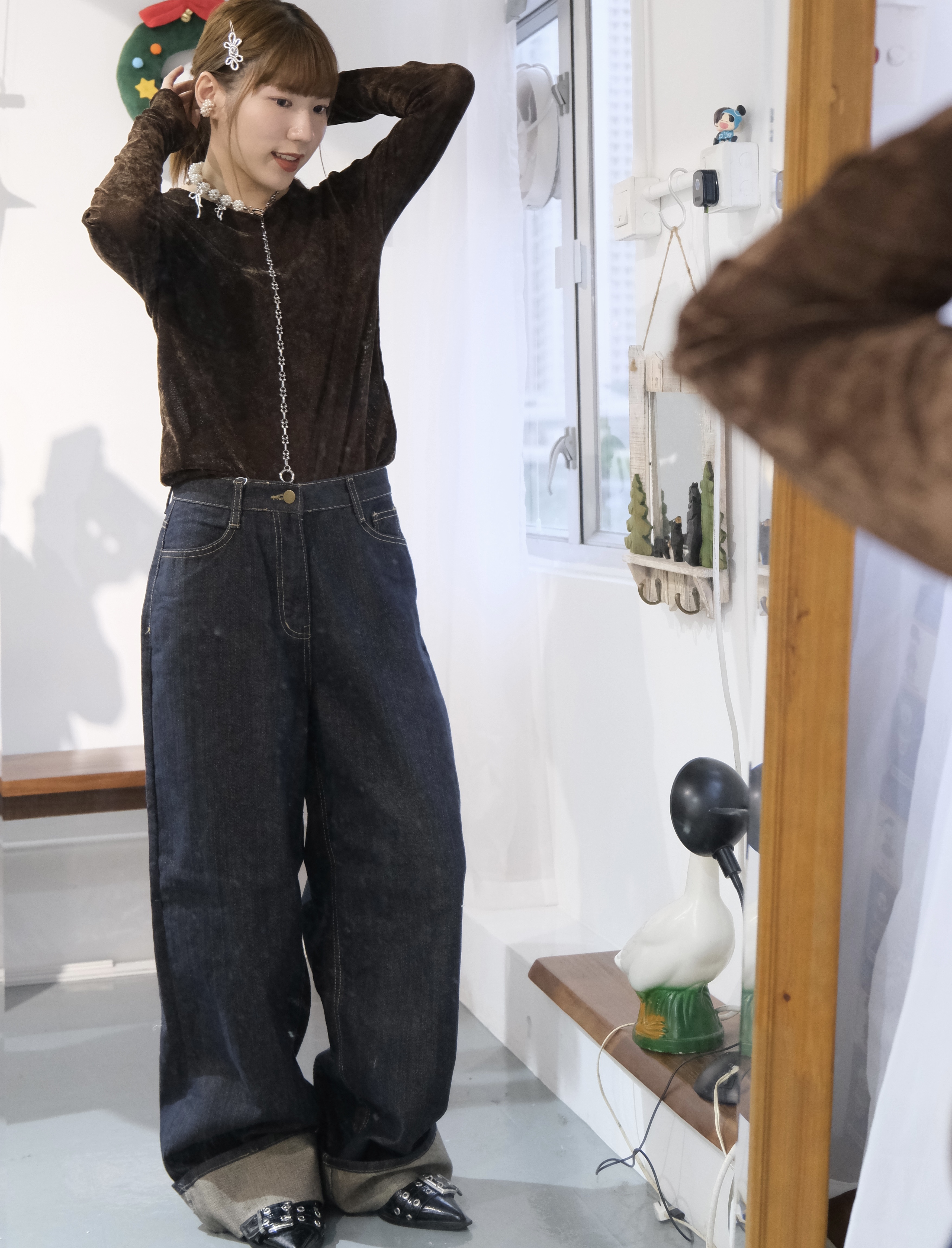 自留摺腳深藍闊褲