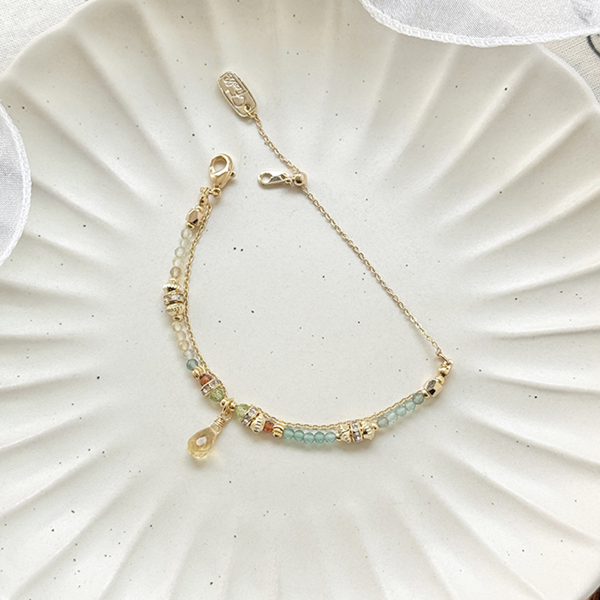 生日花 • 肆月拾參 • 野水仙 – 黃水晶 – 手鍊