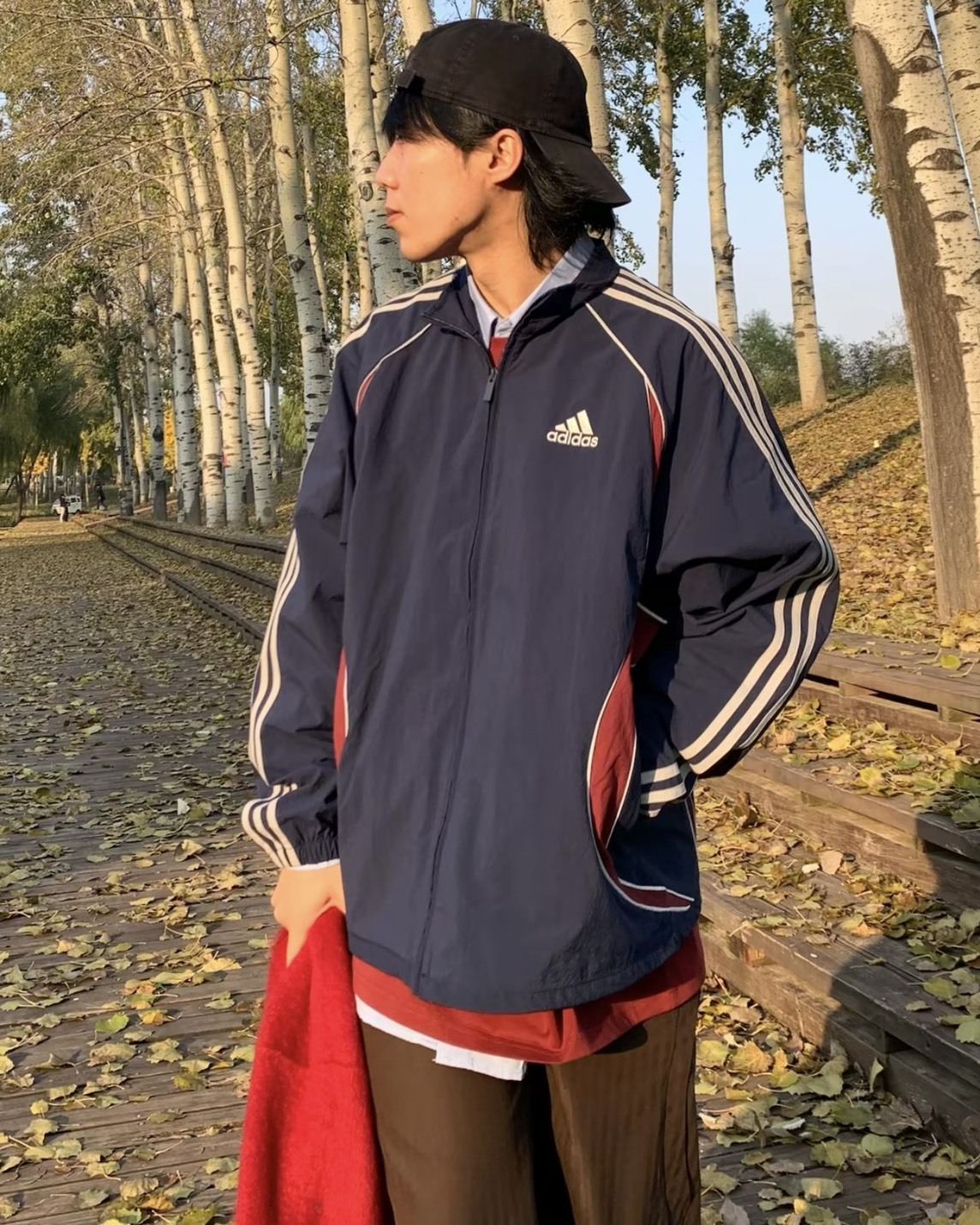 【預購】ADIDAS SS25 TEAMGEIST 夜光線條 立領外套 海軍藍 KE5847