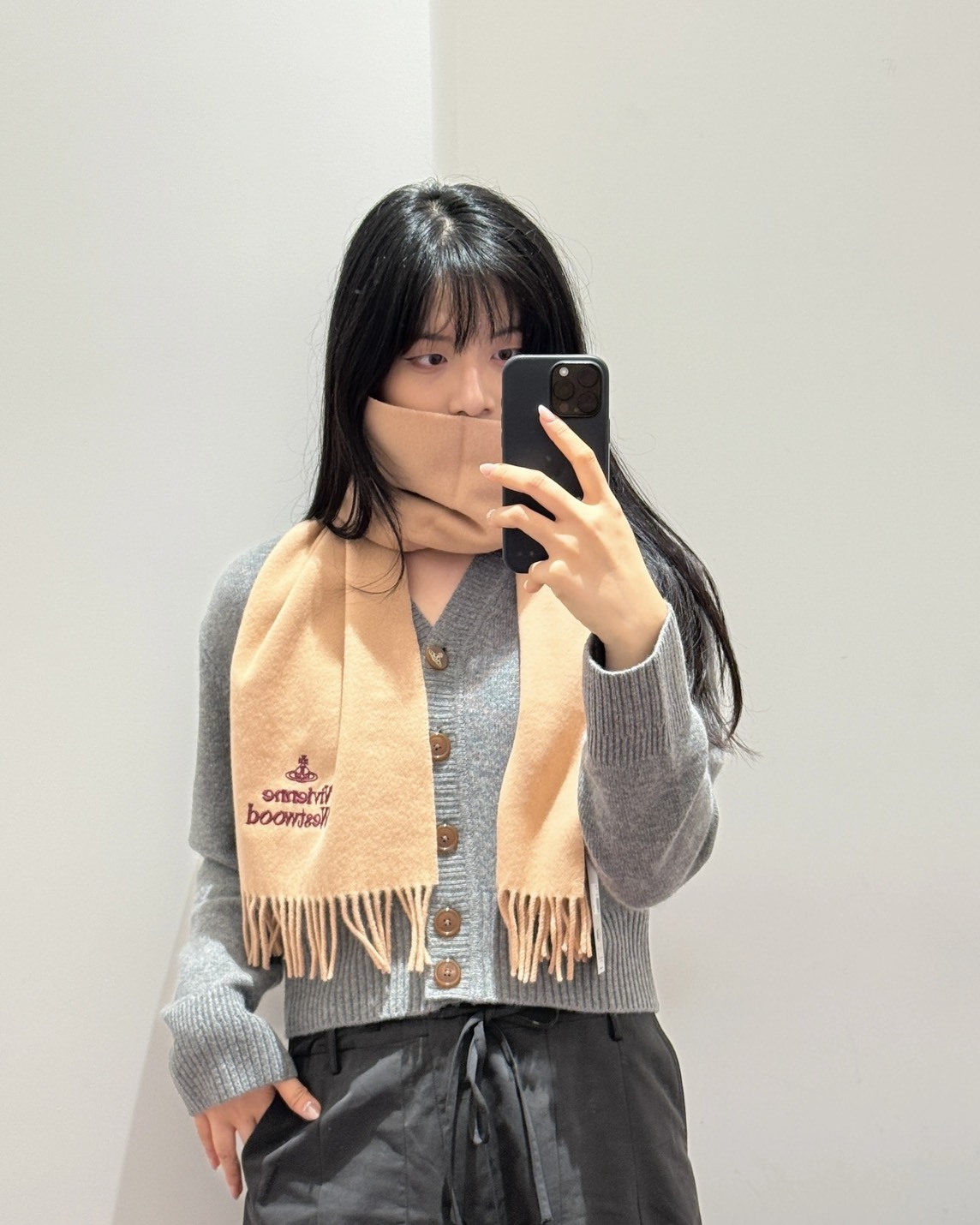 【預購】VIVIENNE WESTWOOD 刺繡LOGO圍巾 7色 8103000