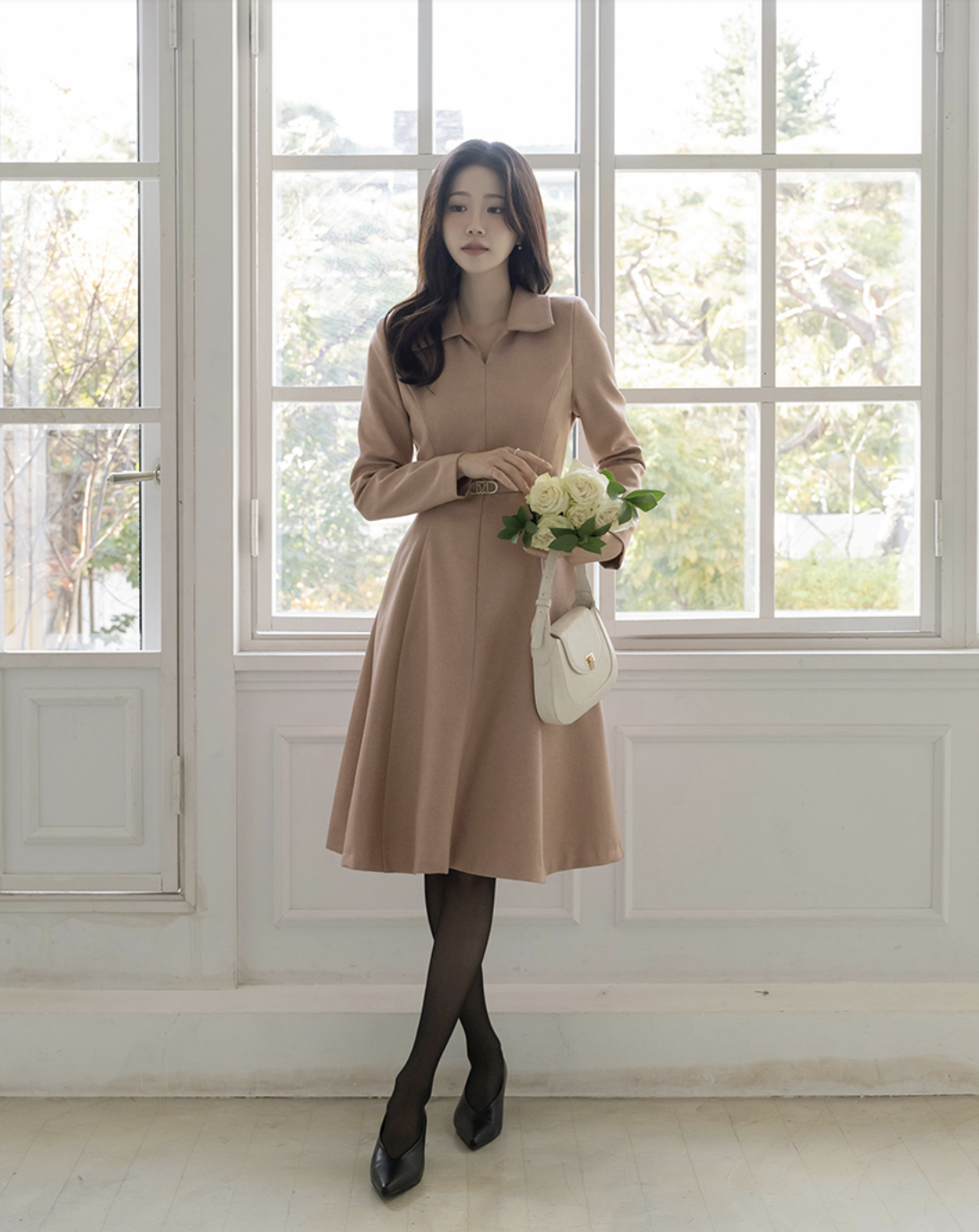 [現貨] Xaviera 俐落襯衫領A字洋裝 [ 藕粉色 / M ]