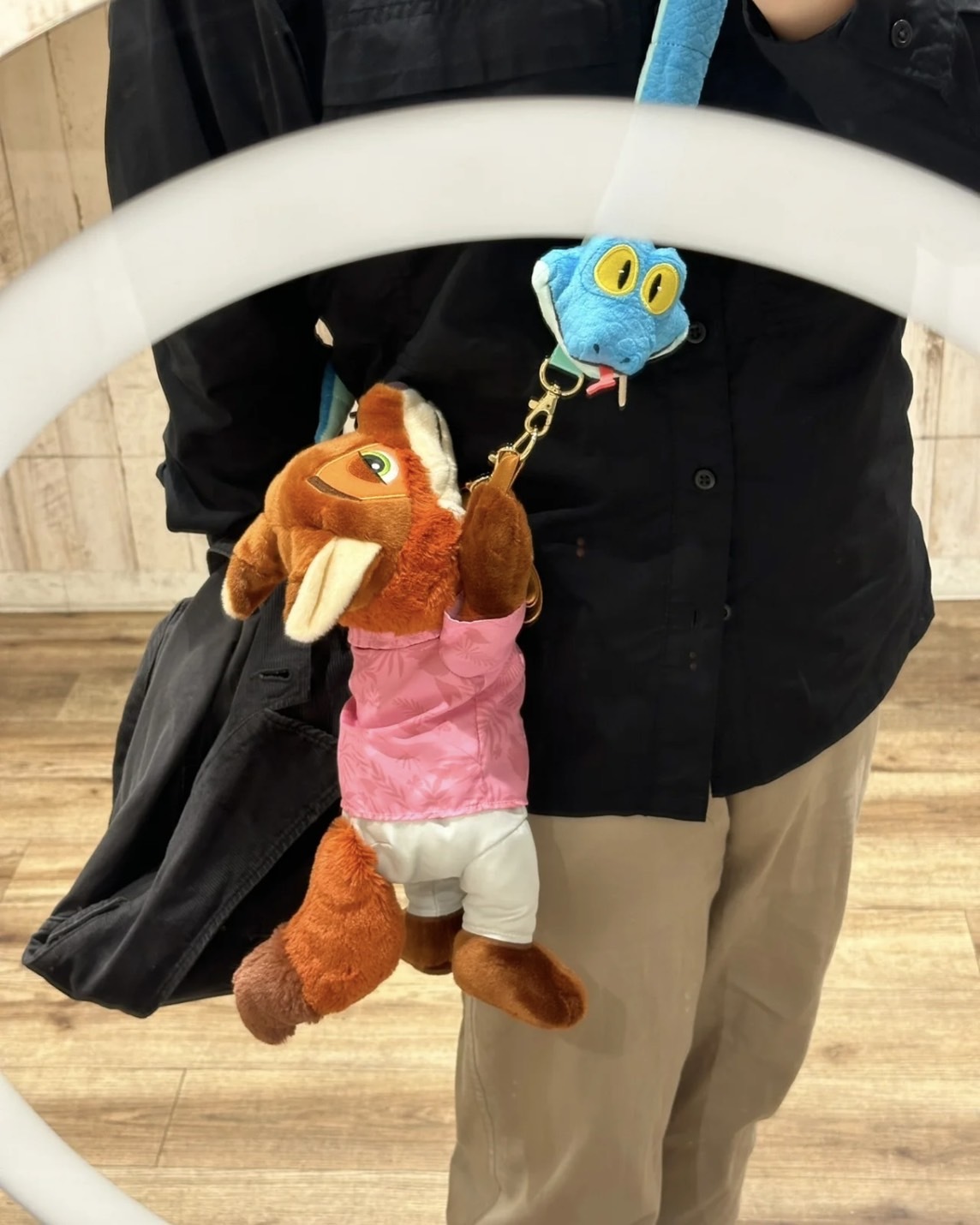 <東京迪士尼限定>動物方城市2 佘蓋瑞 胡尼克 毛絨 手機包 吊飾 掛件