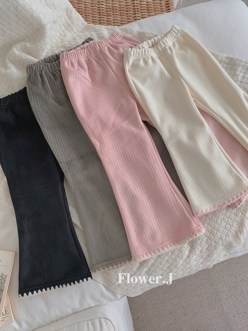 韓國🇰🇷Flower.J 花邊微喇叭褲(XS-XL)