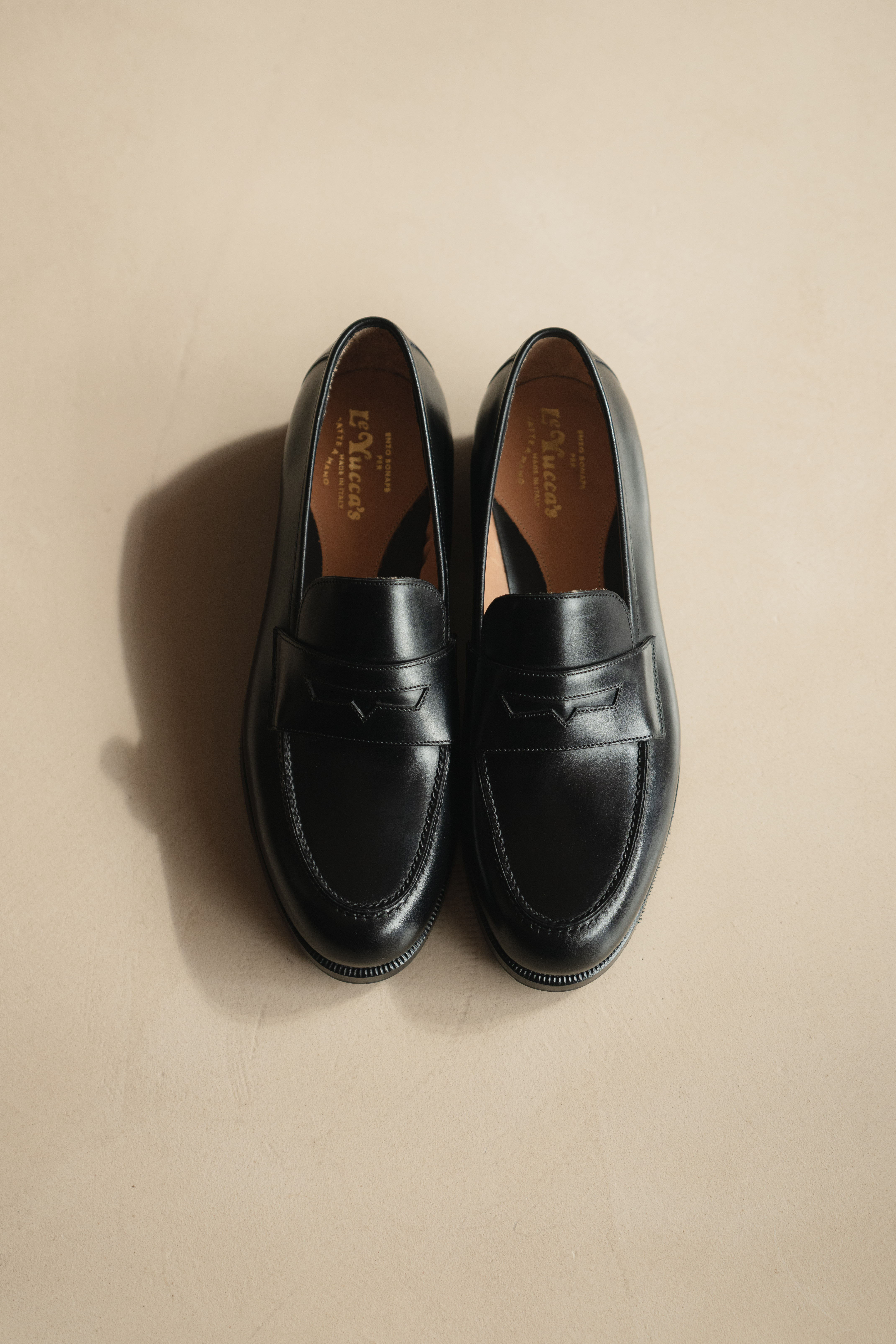 Le Yucca's LOAFERS