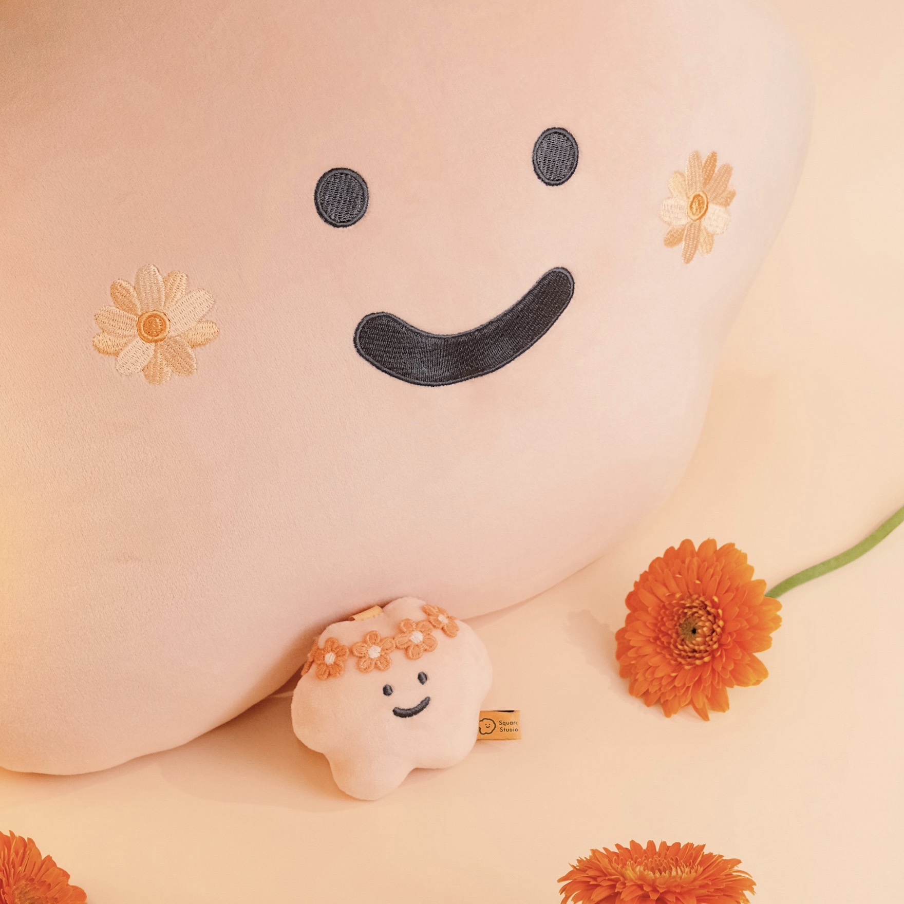 小金喜寶 雲朵紓壓大抱枕