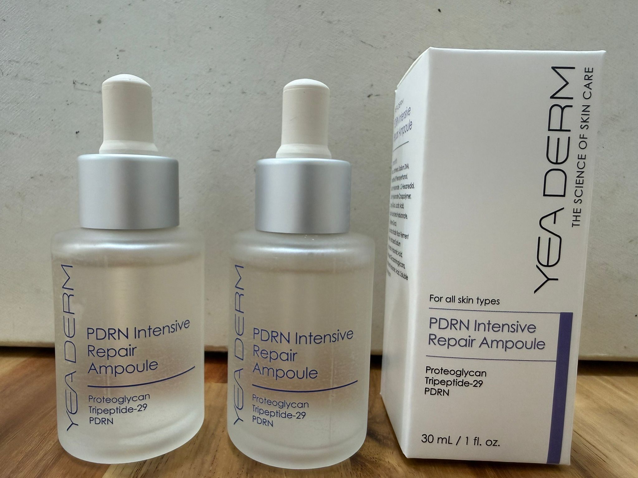 Cf3207  PDRN 修復青春煥顏精華 30ml  $299買一送一  優惠共享購買任何3套送1支PDRN精神華