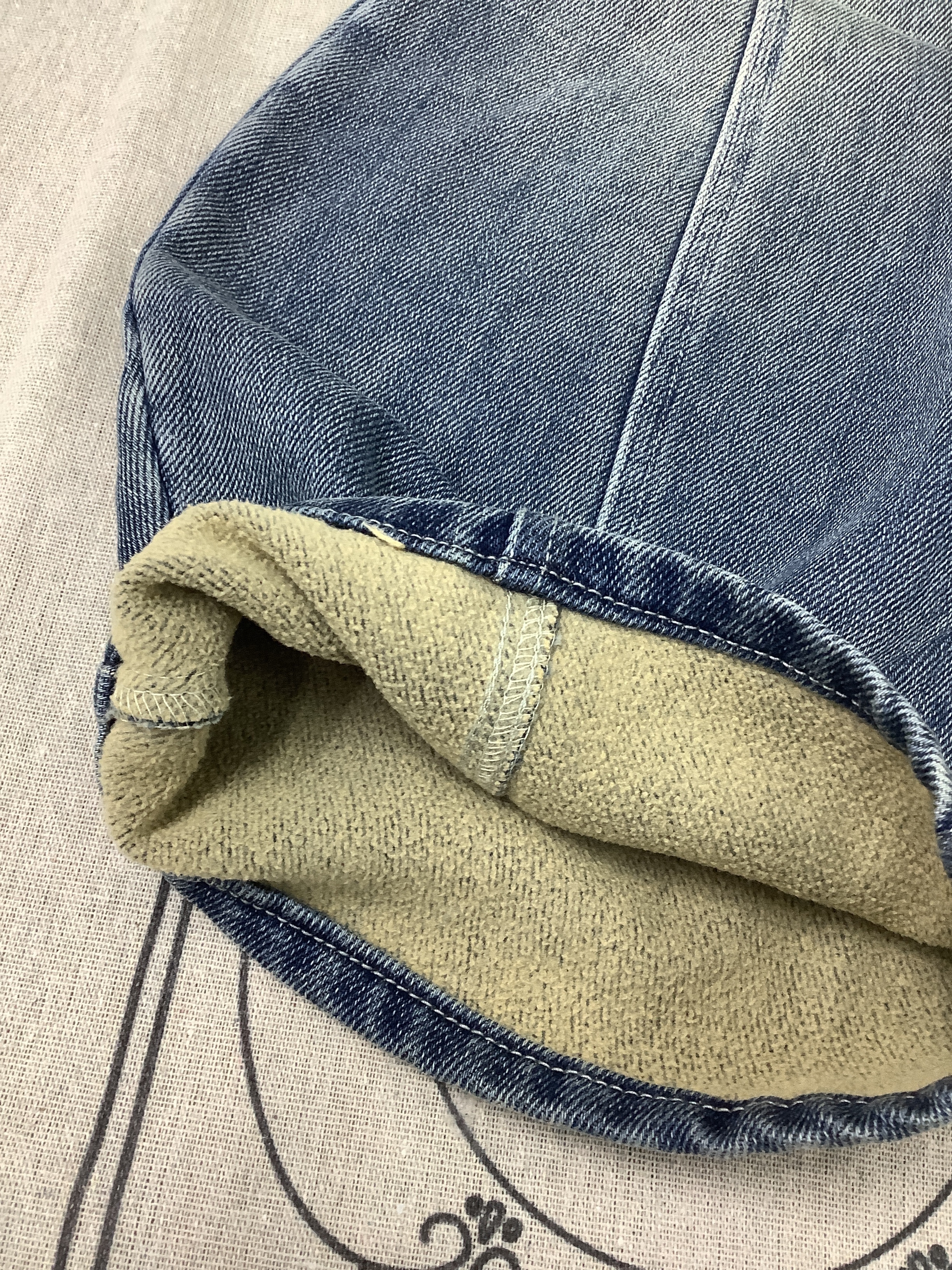 A03710彎刀牛仔褲