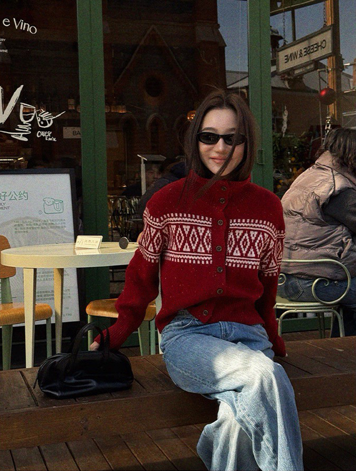 北歐費爾島圖騰排釦立領毛衣外套-S-L / 3色 (Elegant & Love)