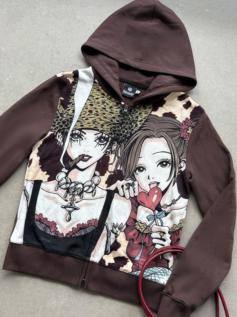 I DON‘T SMOKE X NANA  NANA&奈正面大圖印花 背後字母 棕色連帽外套 DONSMOKE