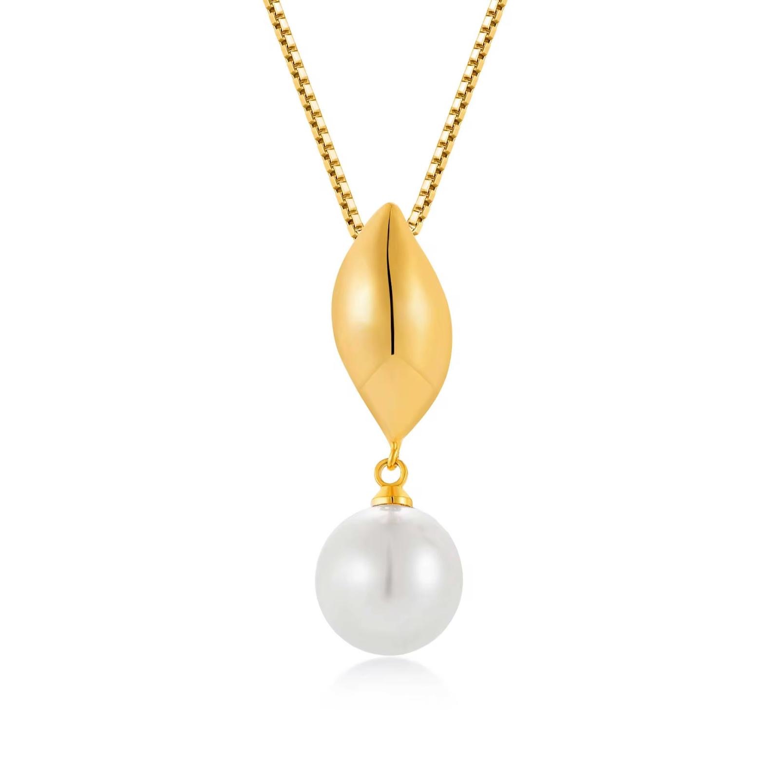 BALANCE Pearl Necklace