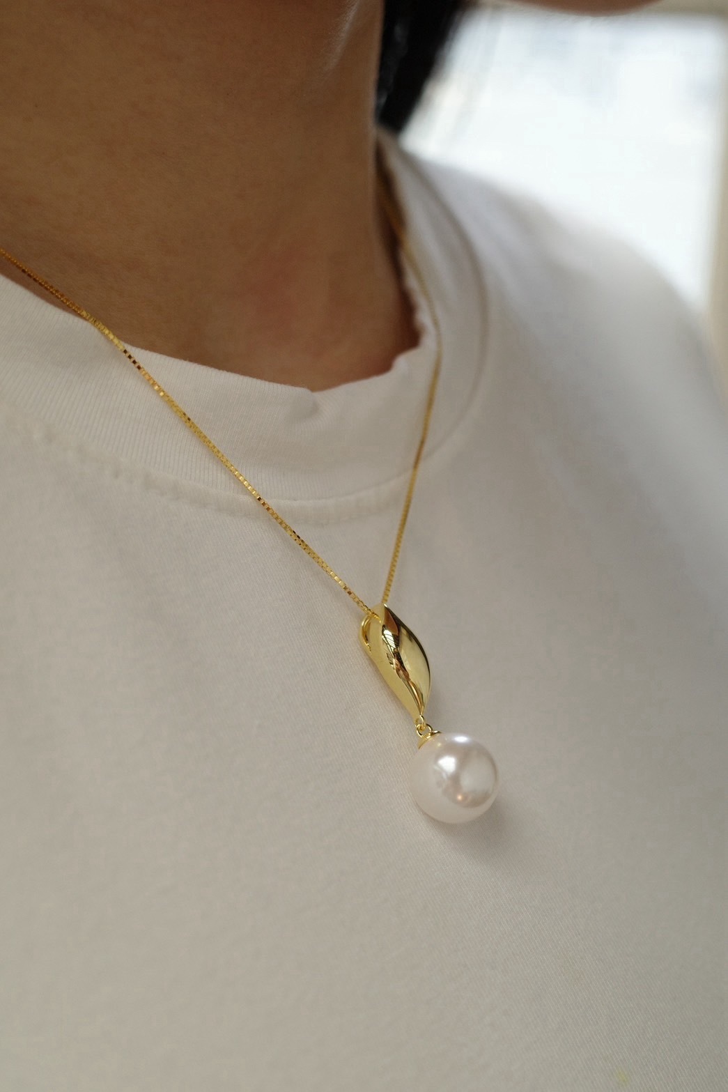 BALANCE Pearl Necklace