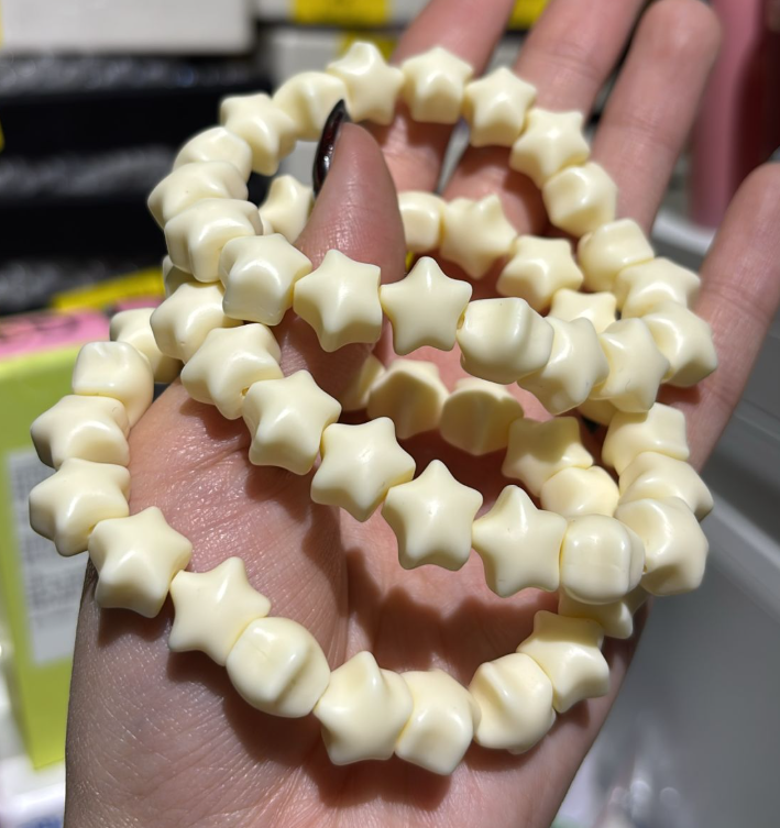 251201 - D18 象牙果立體星星手串