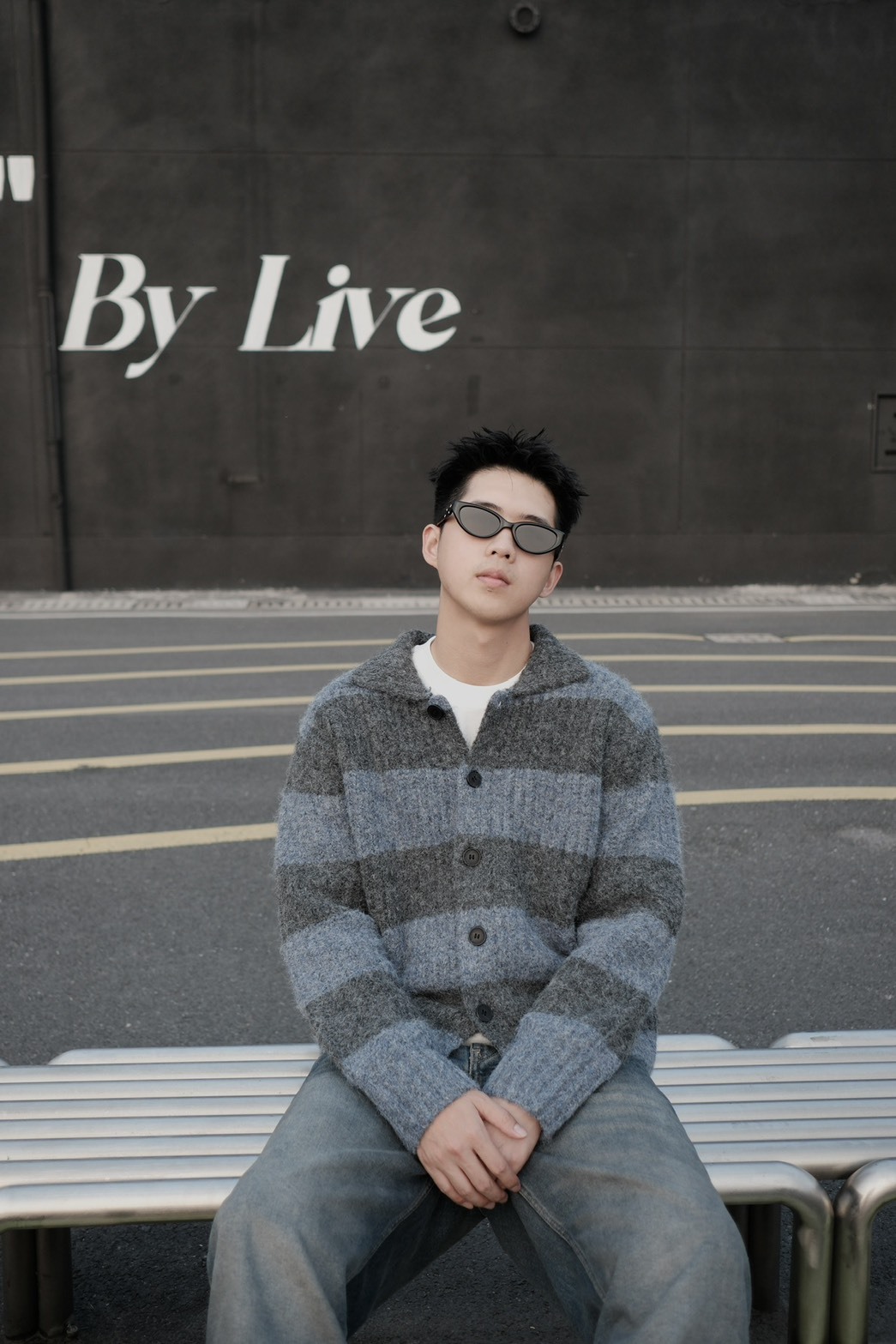 軟糯粗線條針織外套