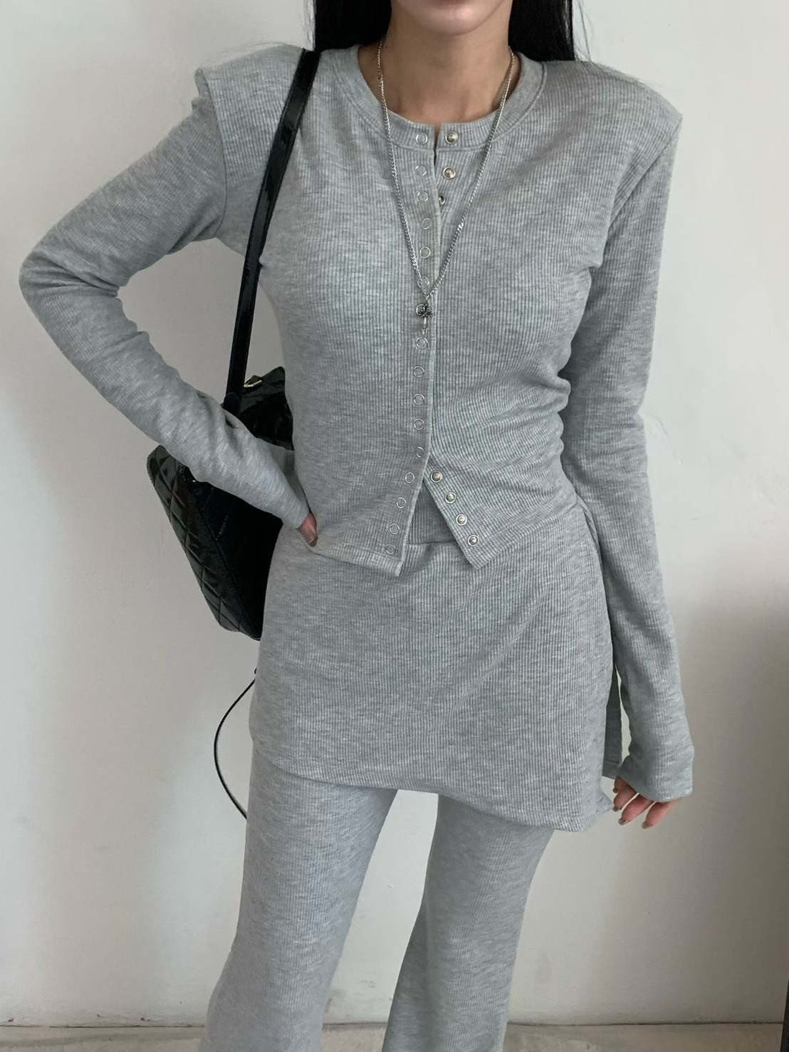 墊肩開釦上衣  裙拼接長褲 (分售)