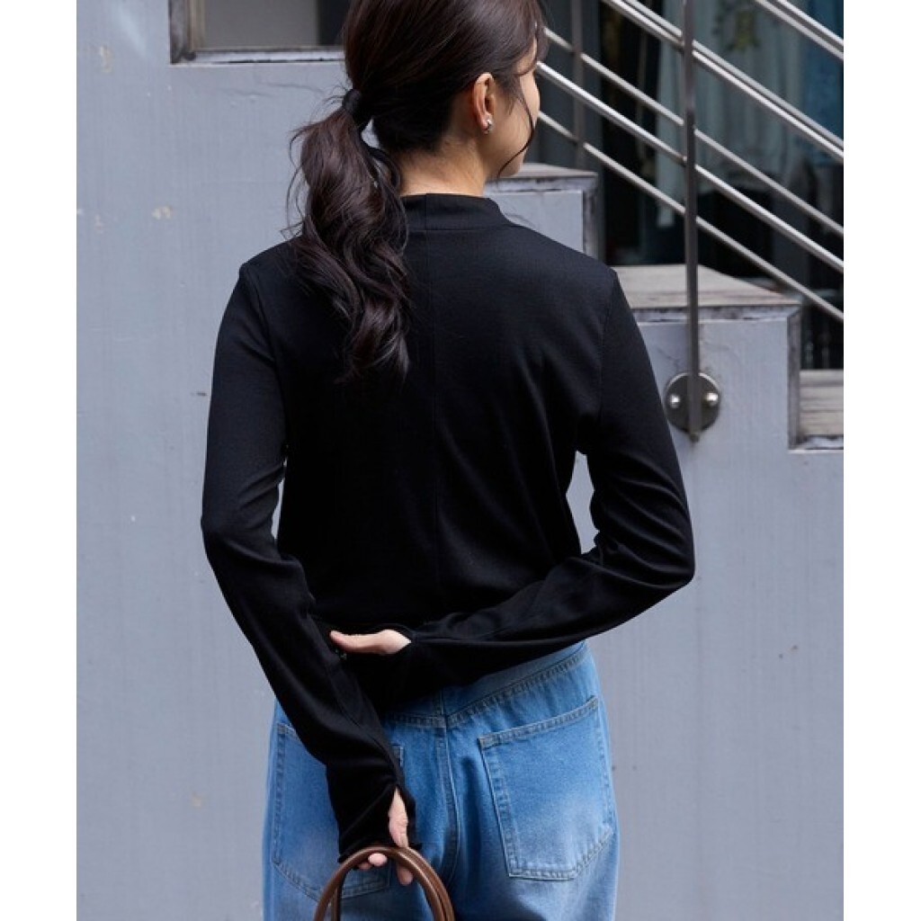 日本🇯🇵顯瘦貼身高彈力發熱羅紋長袖打底上衣