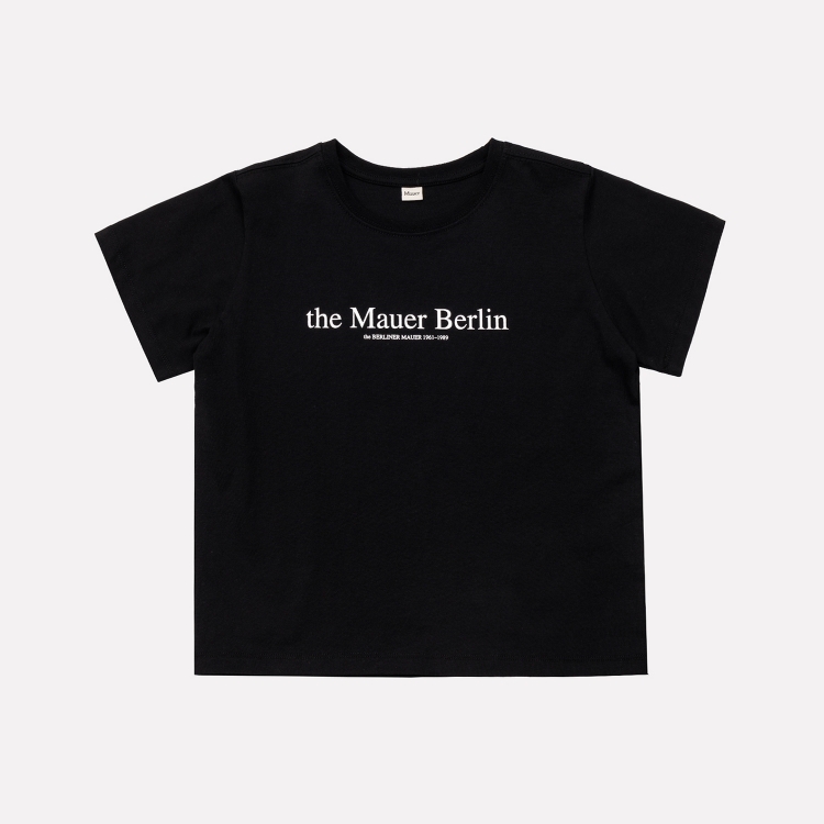 韓國 MAUER BERLIN 小logo 合身短T 黑