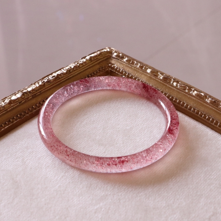 【天然石水晶手鐲】圈口尺寸60以上 爆閃色濃草莓晶