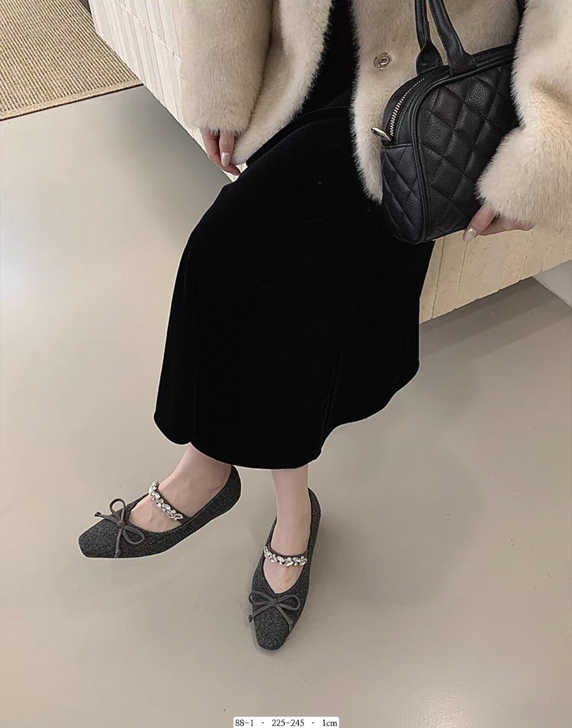 88-1韓國毛呢水鑽繫帶平底鞋