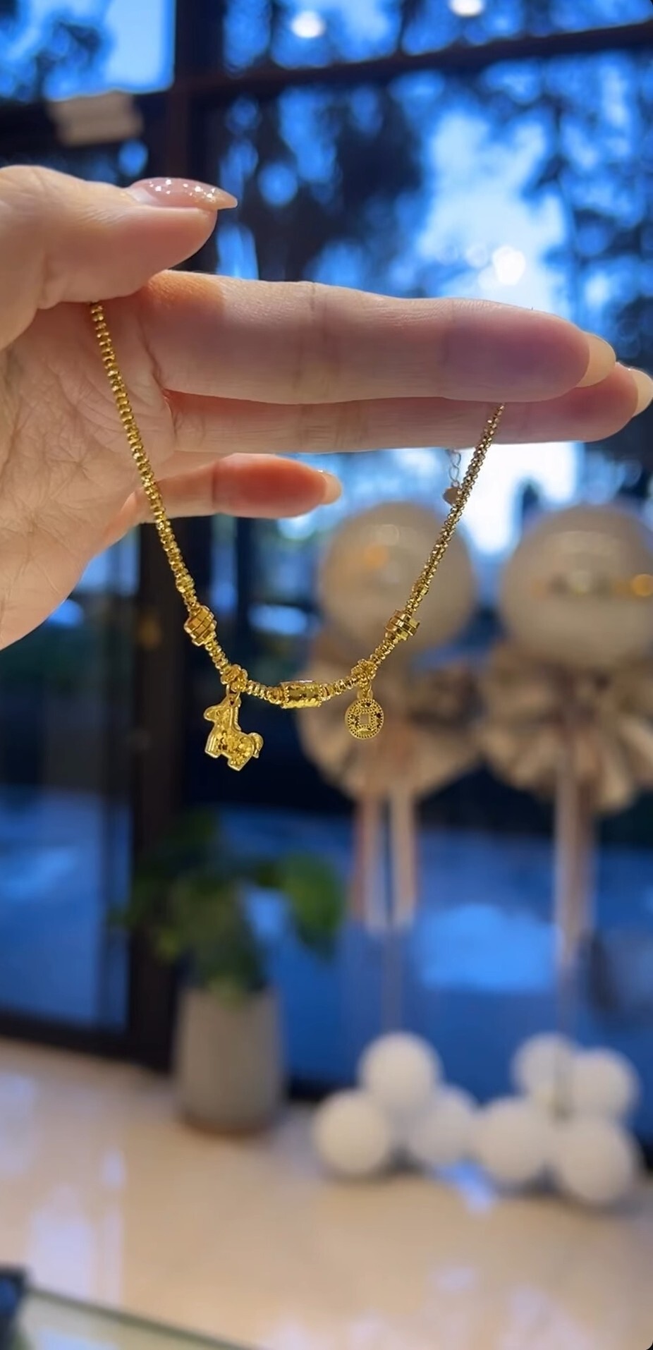 盤纏碎冰小馬手鍊