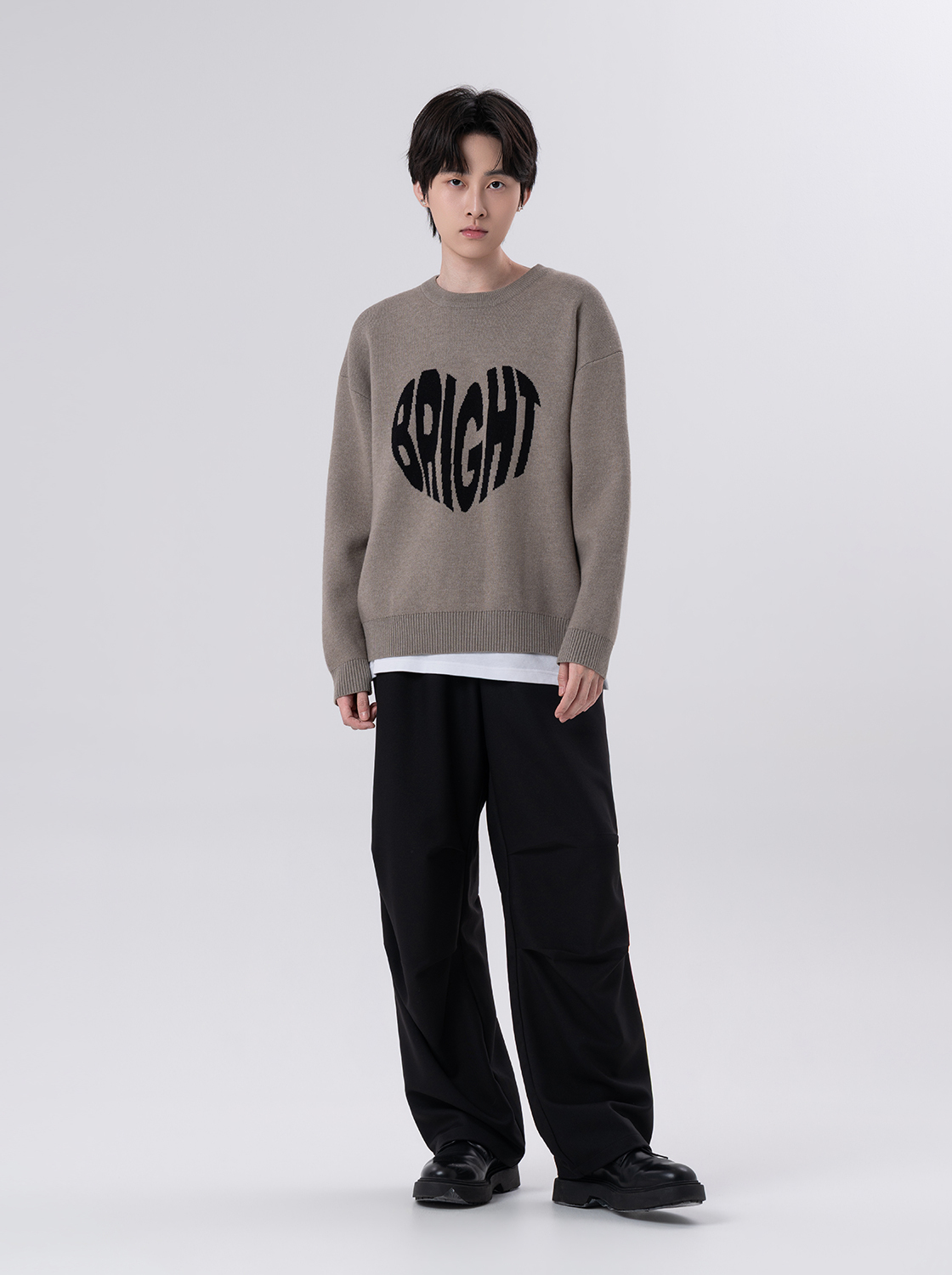 愛心標語圓領針織衫