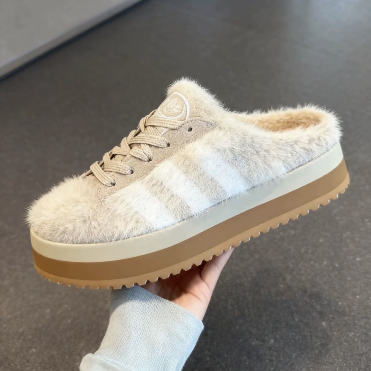 ADIDAS ORIGINALS CAMPUS 00S 淡奶茶 毛茸茸 穆勒 拖鞋 麵包鞋 愛迪達 JR6159