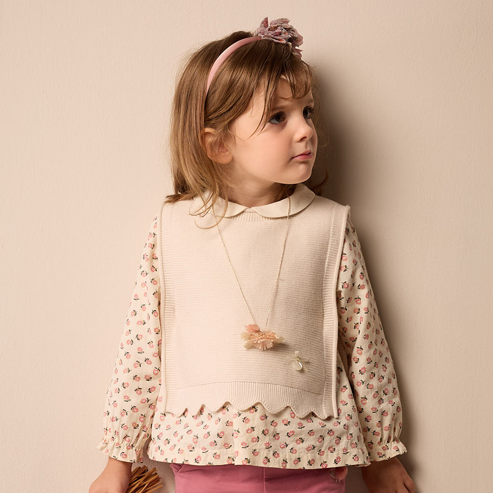 PIPPY 氣質開岔罩衫絆帶式線衫背心 米