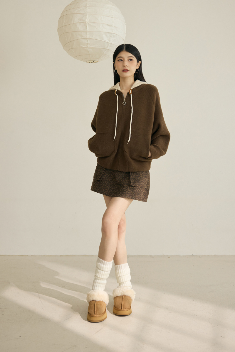 連帽抽繩拼接毛衣外套(帽可拆)